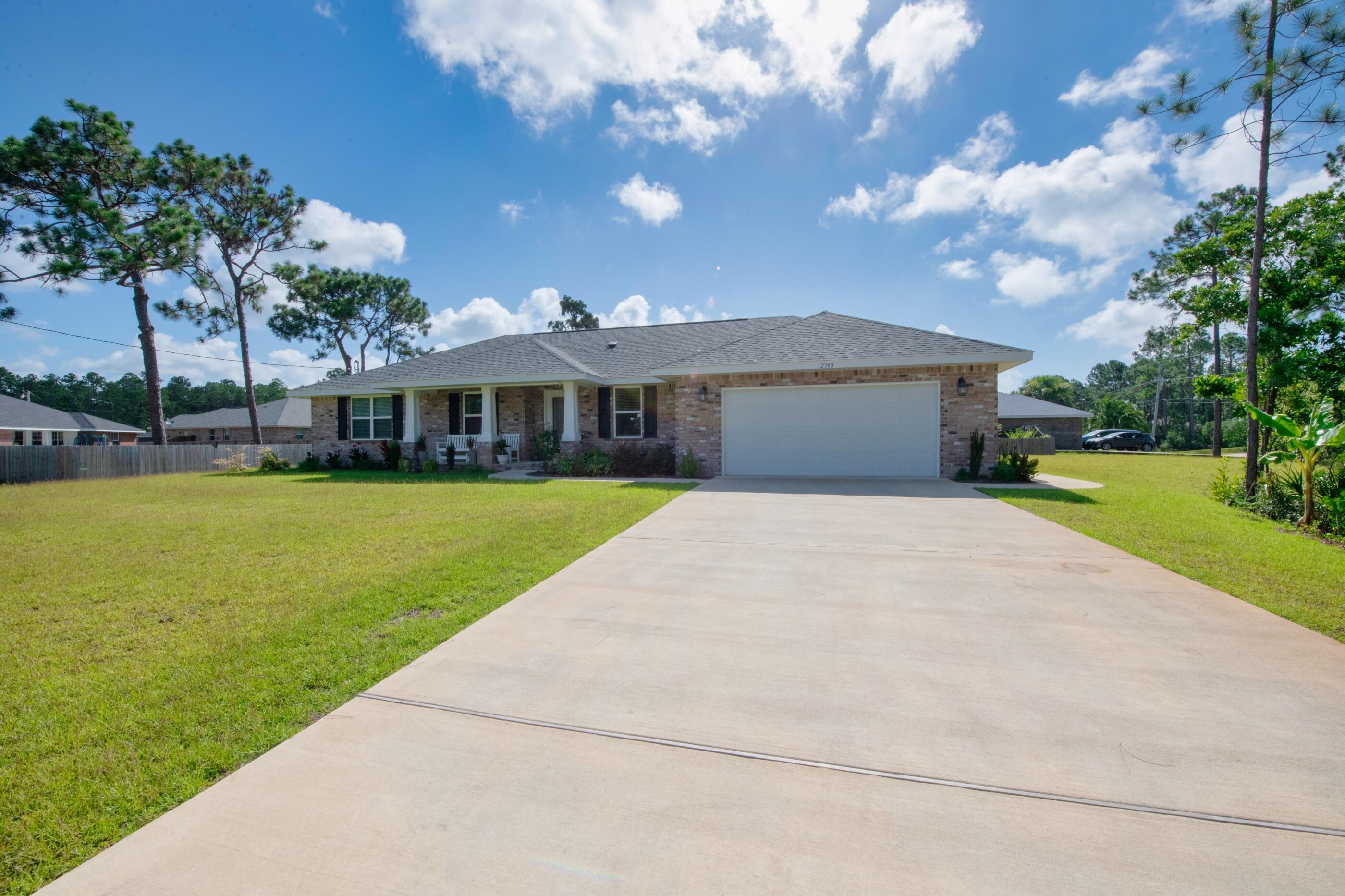 HOLLEY BY THE SEA - Residential