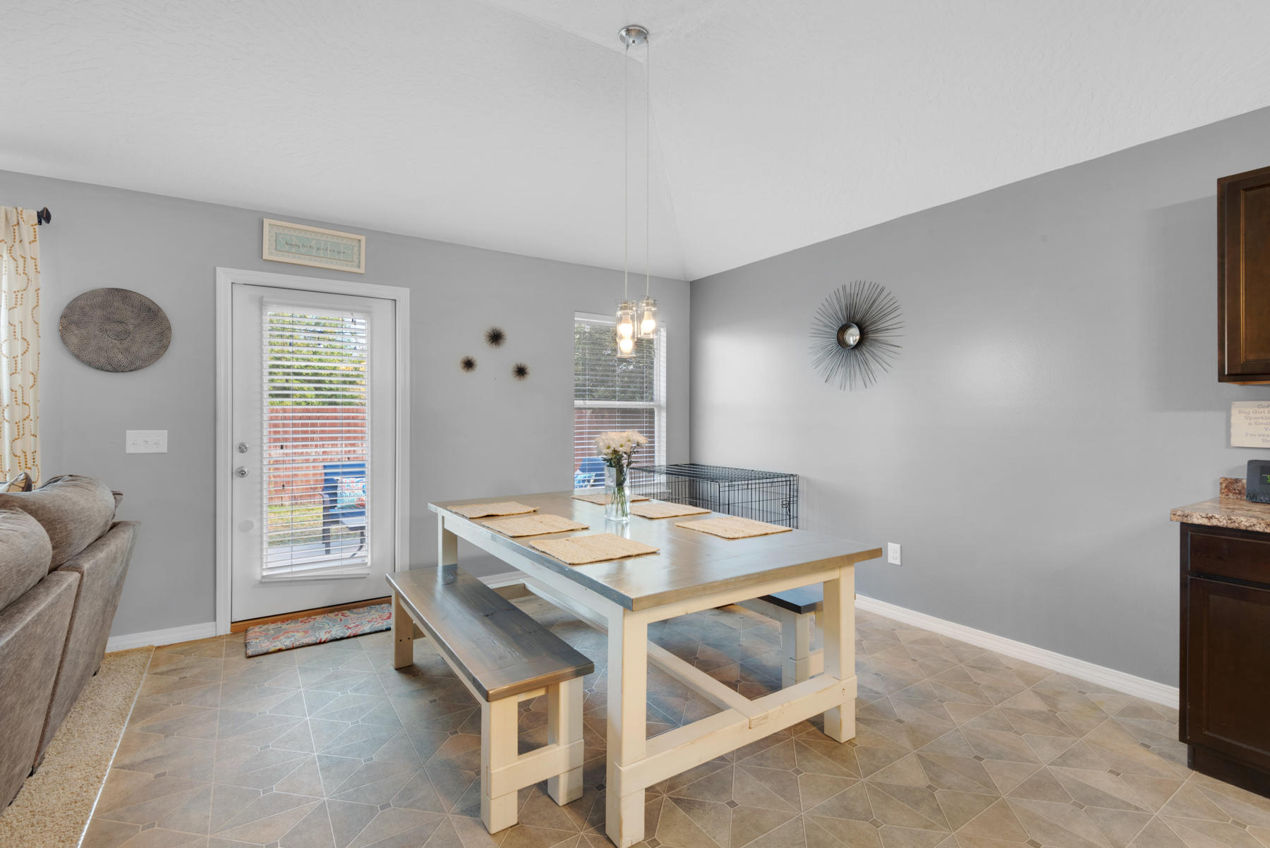 NAVARRE S/D 2ND ADDN - Residential