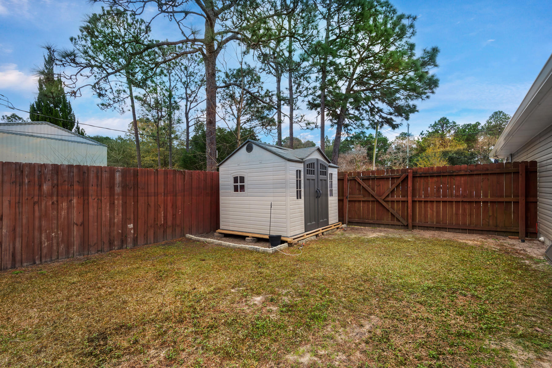 NAVARRE S/D 2ND ADDN - Residential