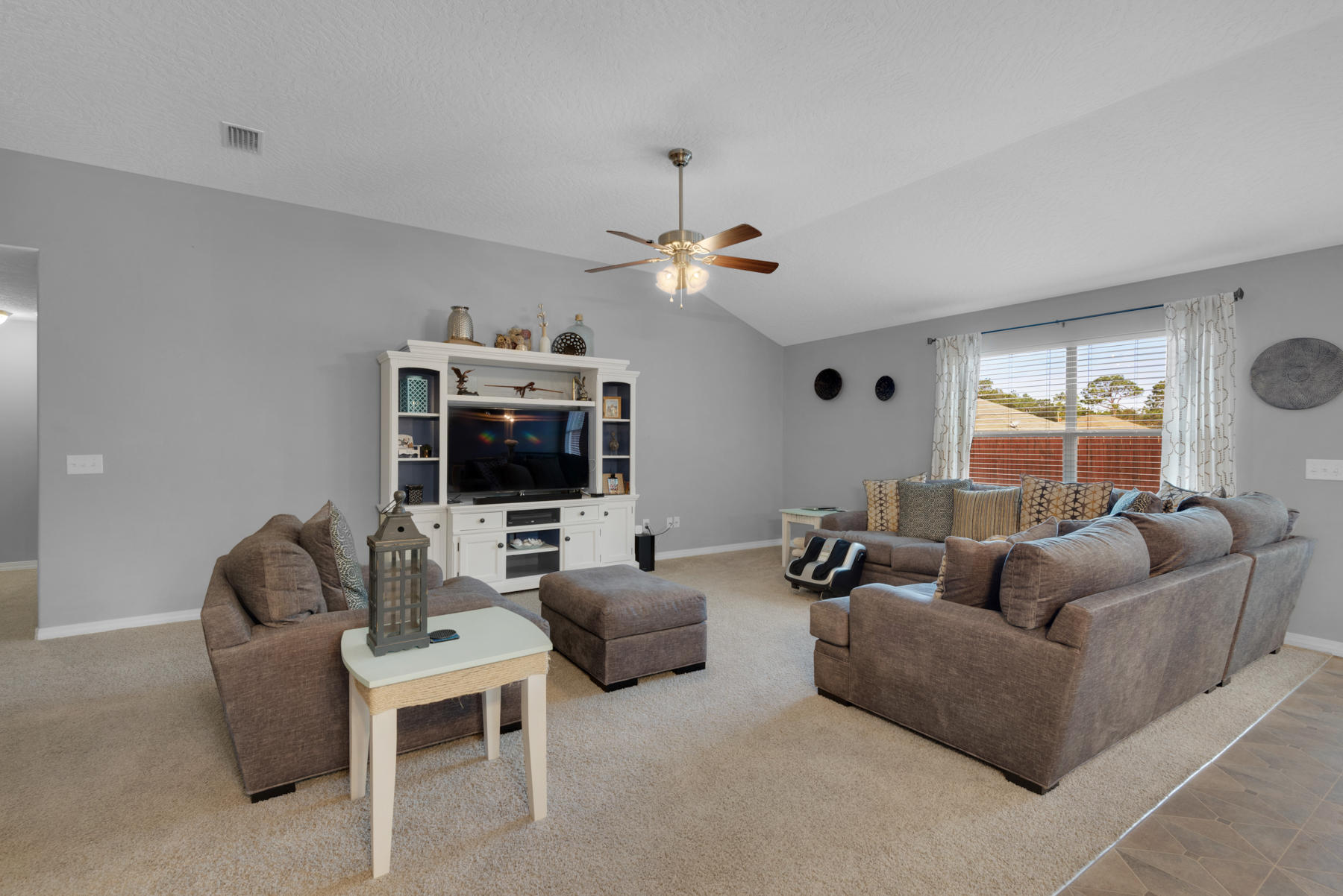 NAVARRE S/D 2ND ADDN - Residential