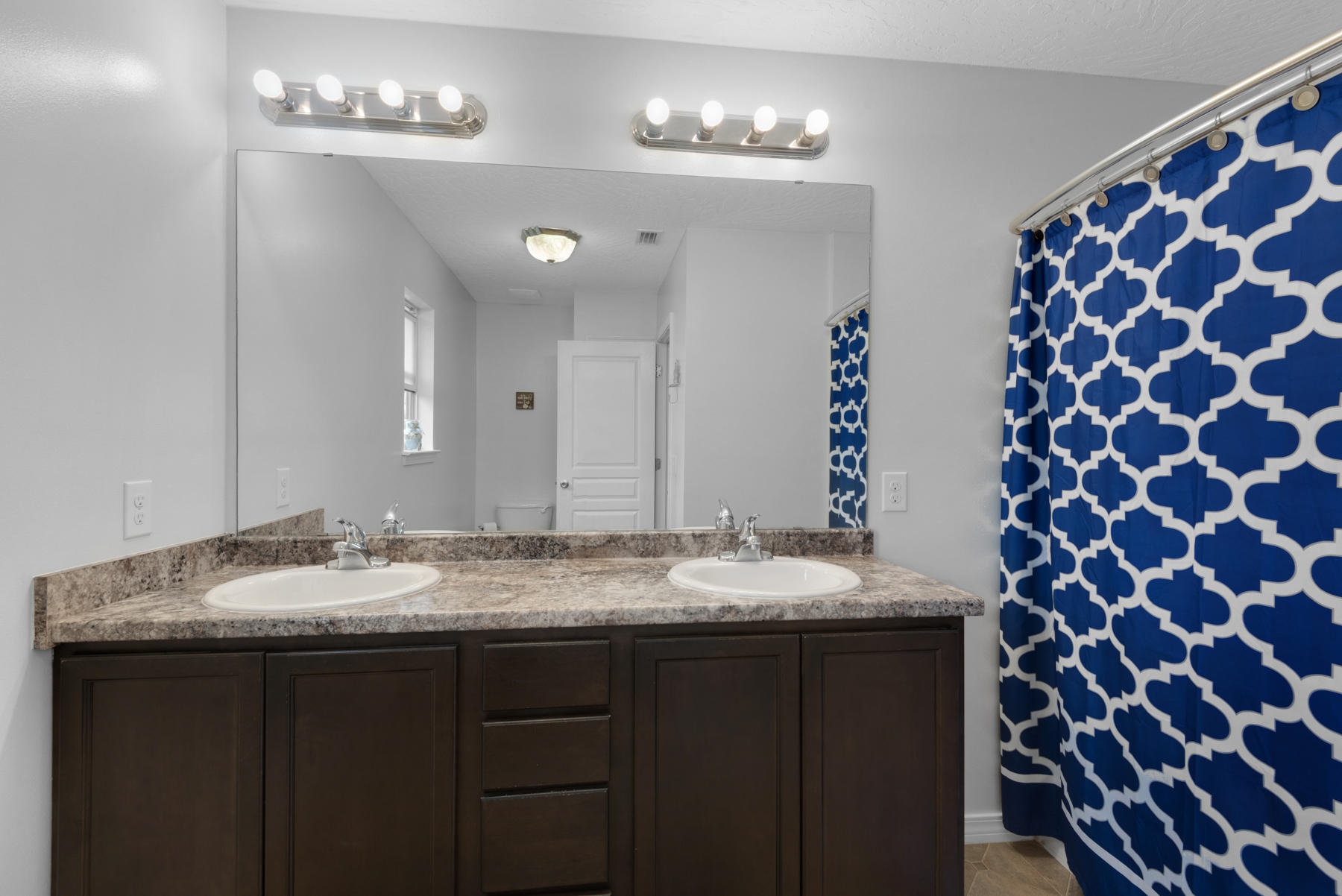 NAVARRE S/D 2ND ADDN - Residential