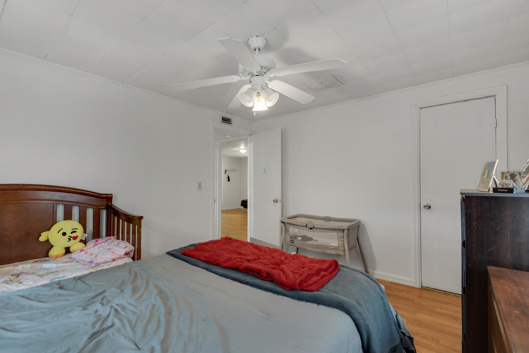 PINEHURST S/D LOT 15 BLK 1 EX E33 FT - Residential