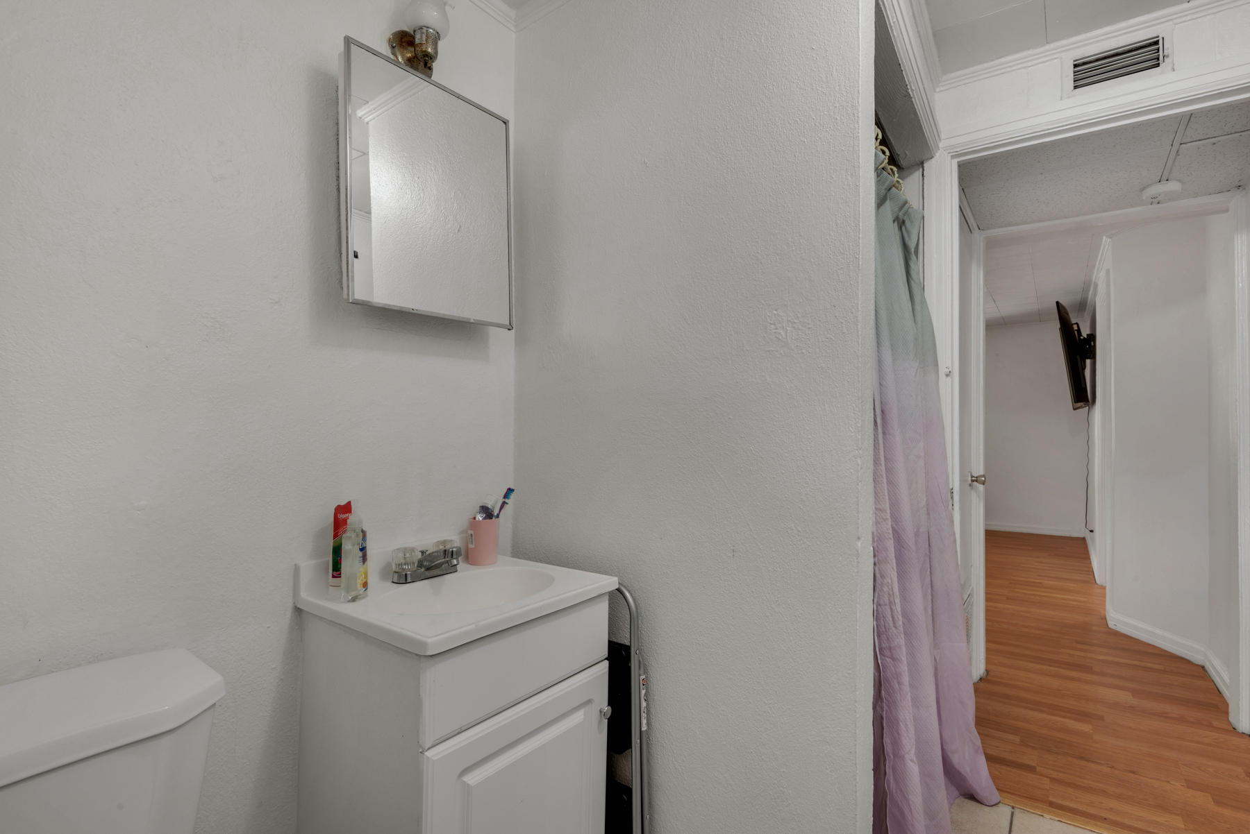 PINEHURST S/D LOT 15 BLK 1 EX E33 FT - Residential