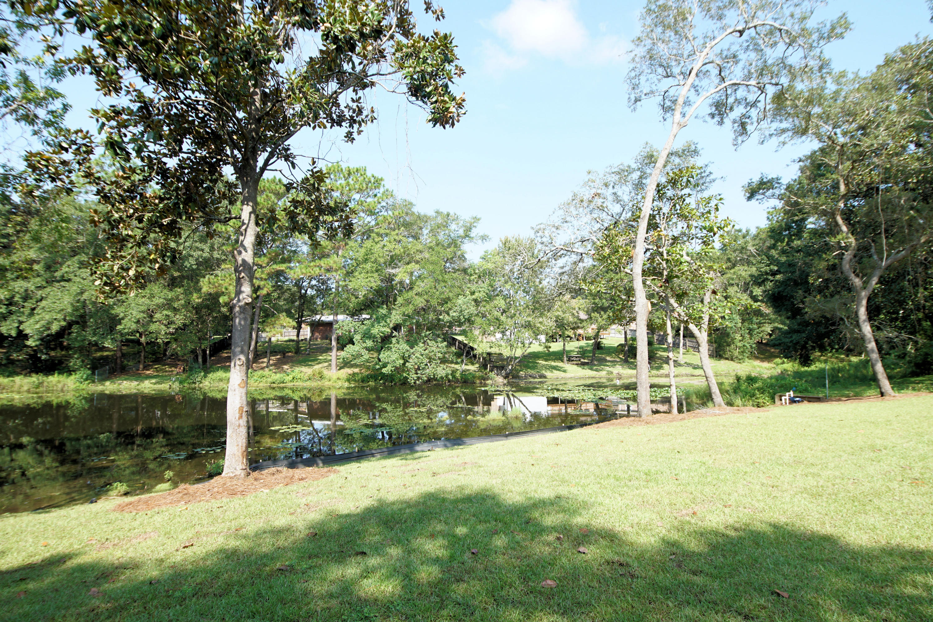 PINE LAKE S/D - Residential