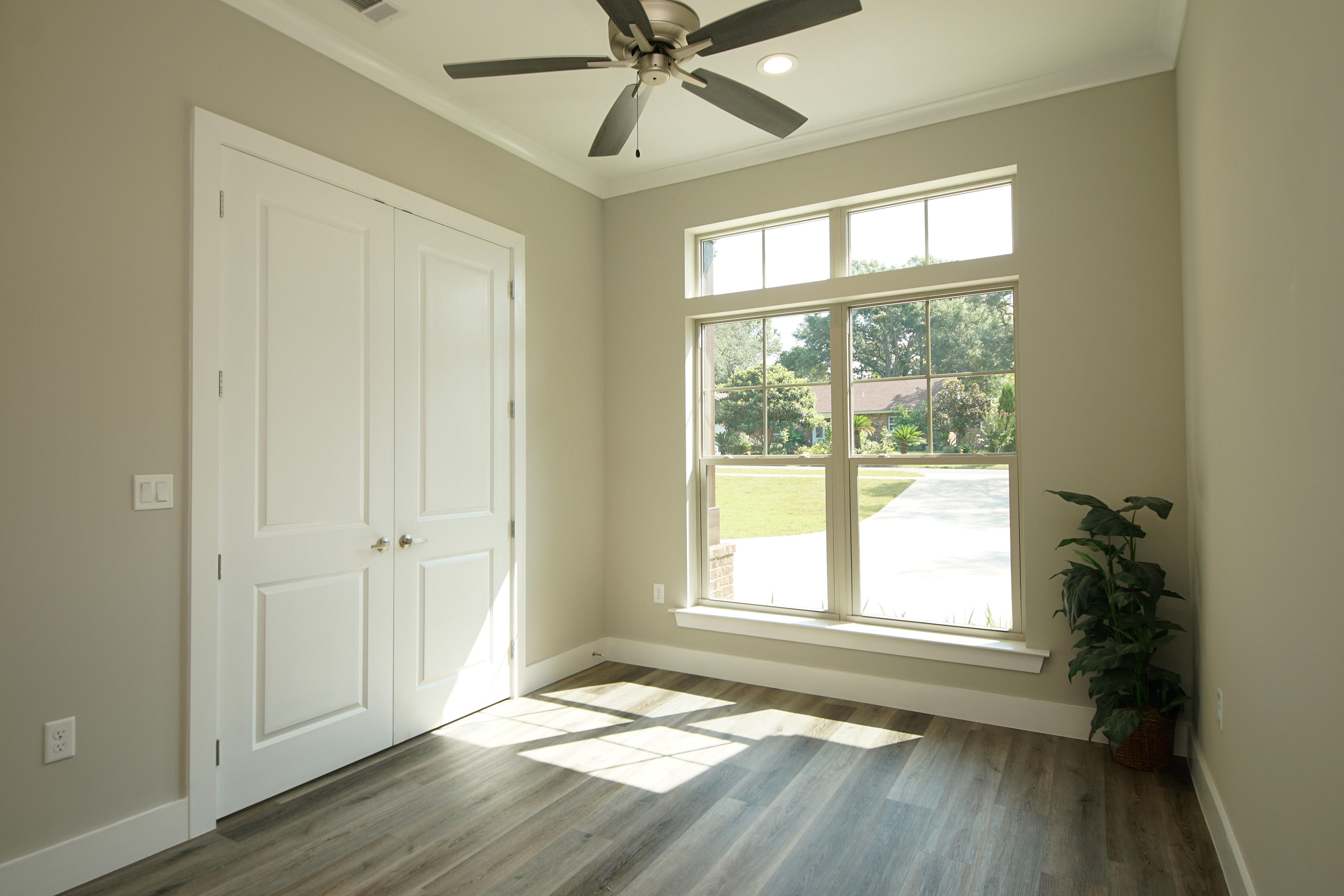 PINE LAKE S/D - Residential