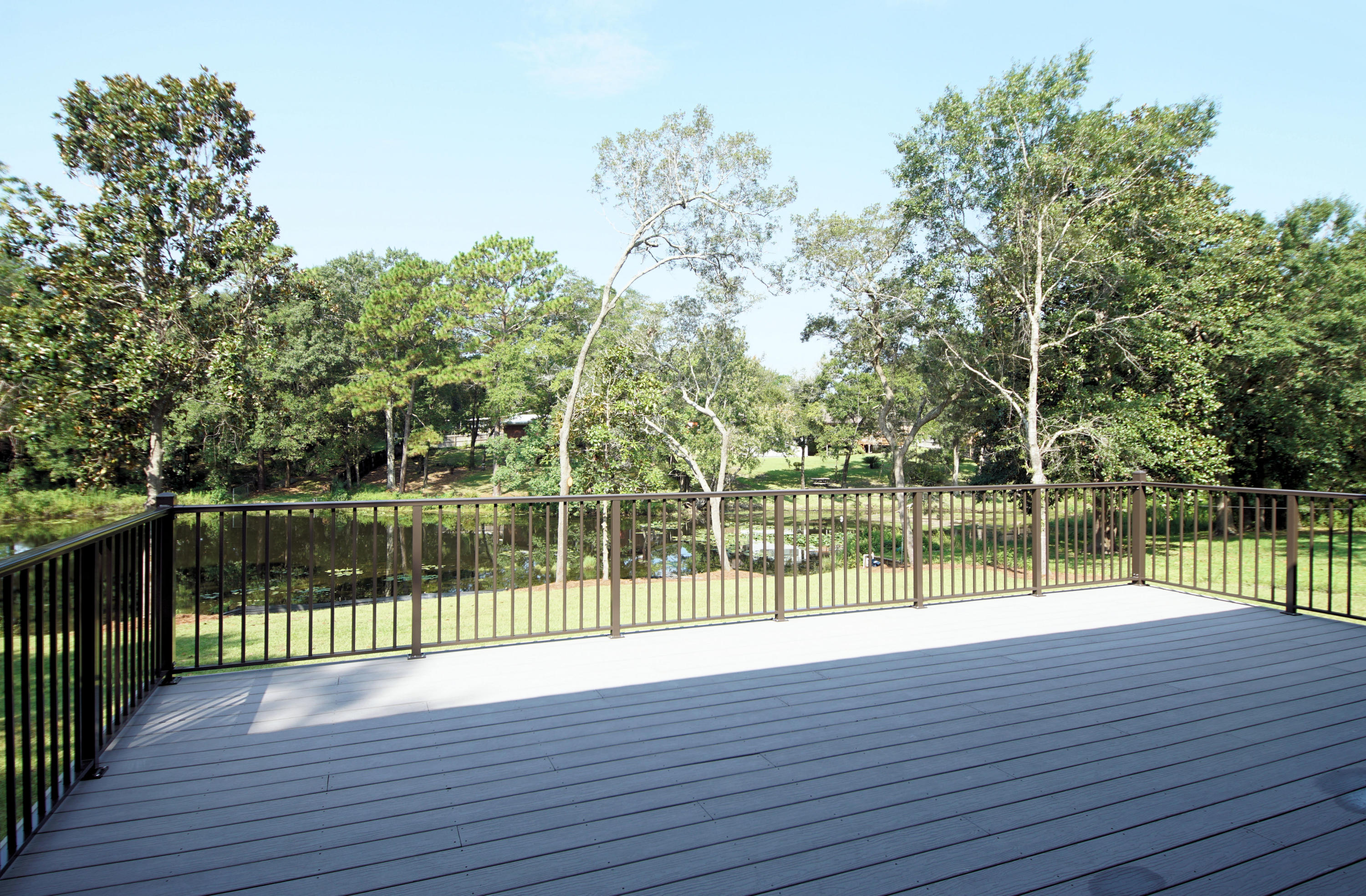 PINE LAKE S/D - Residential