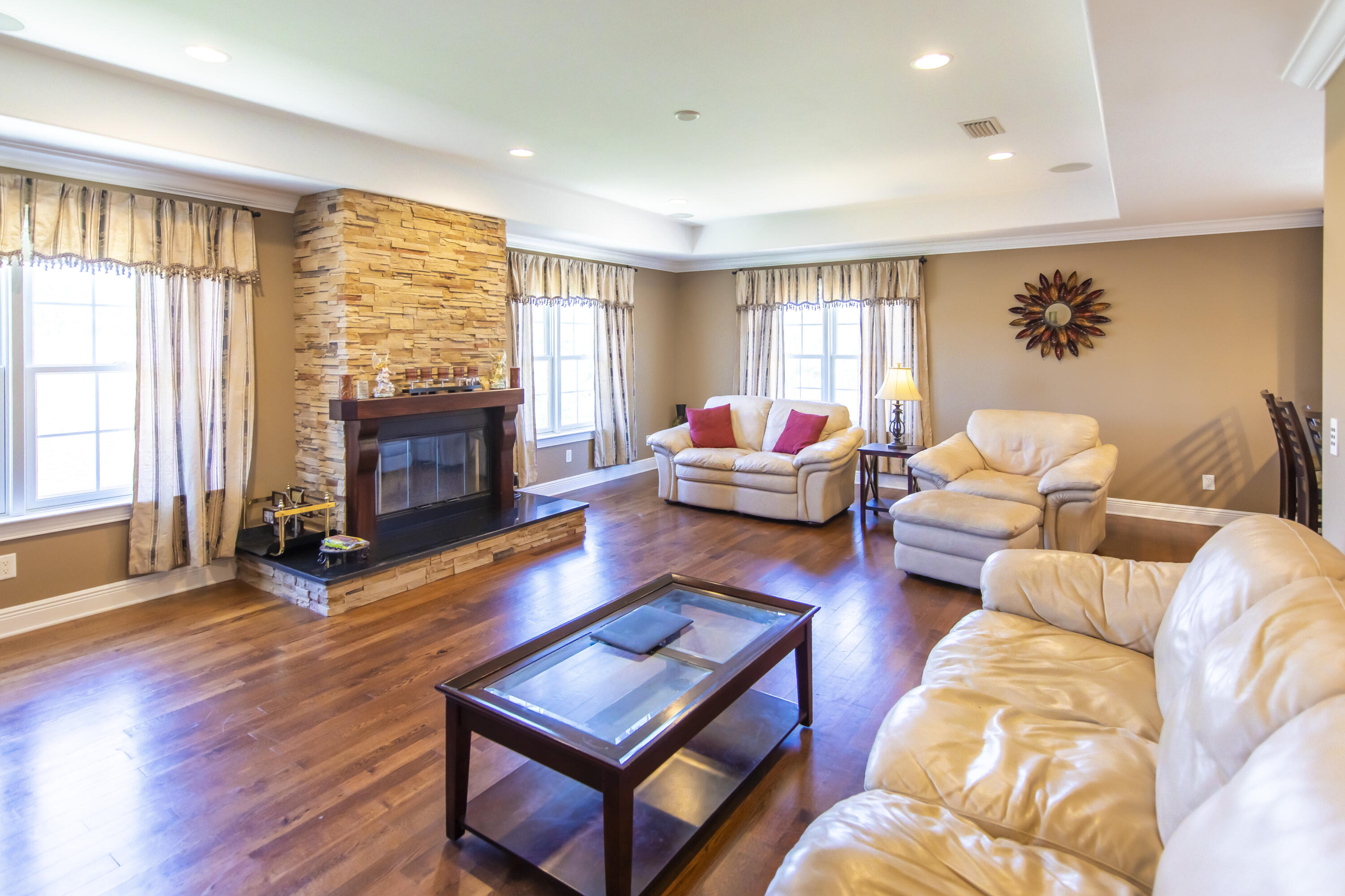 NO RECORDED SUBDIVISION - Residential