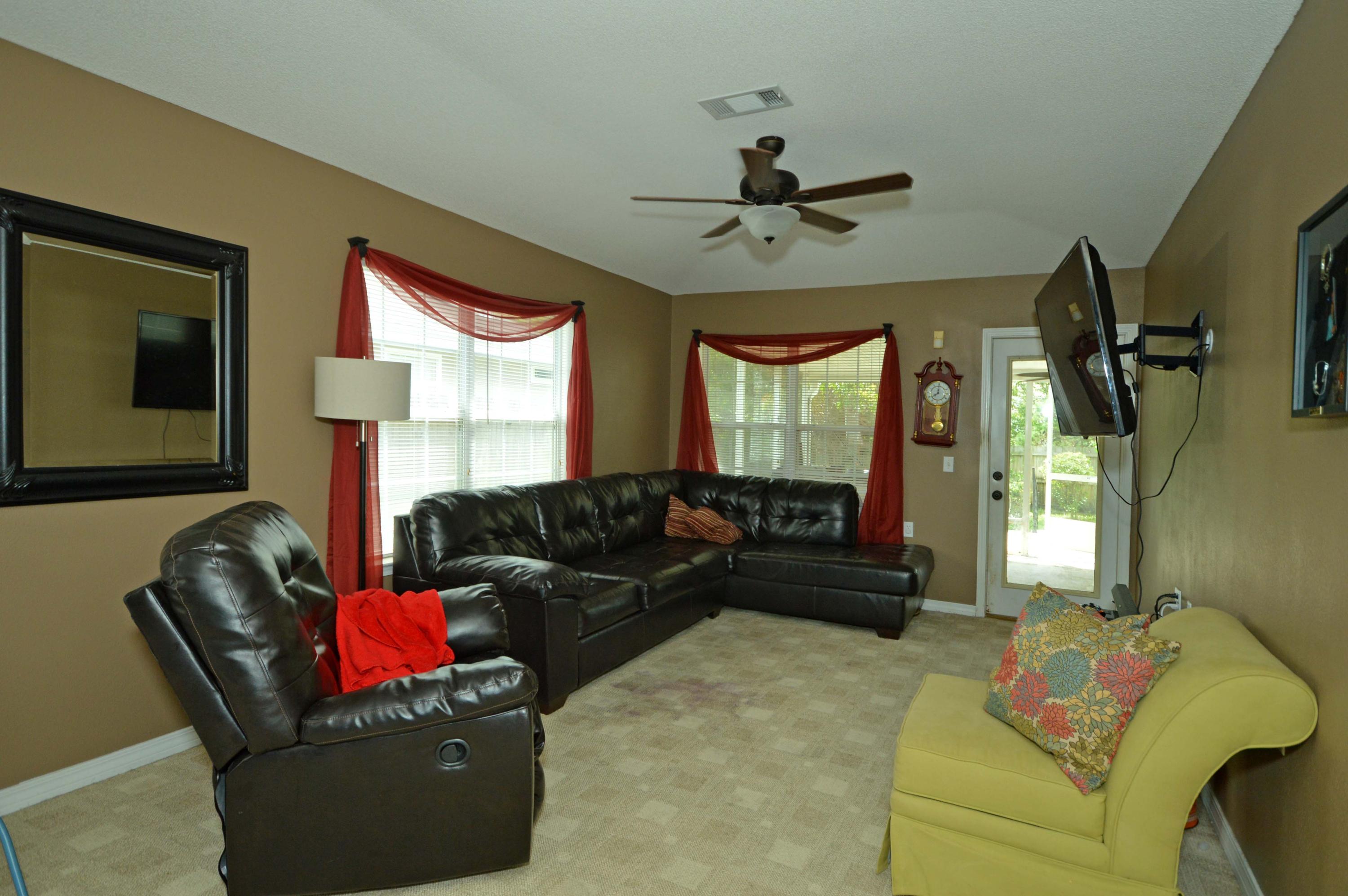 LIGHTHOUSE POINTE UNIT 3 - Residential