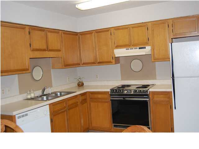 BROWNSVILLE STATION - Residential Lease