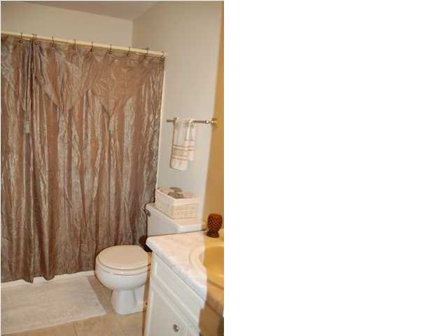 BROWNSVILLE STATION - Residential Lease