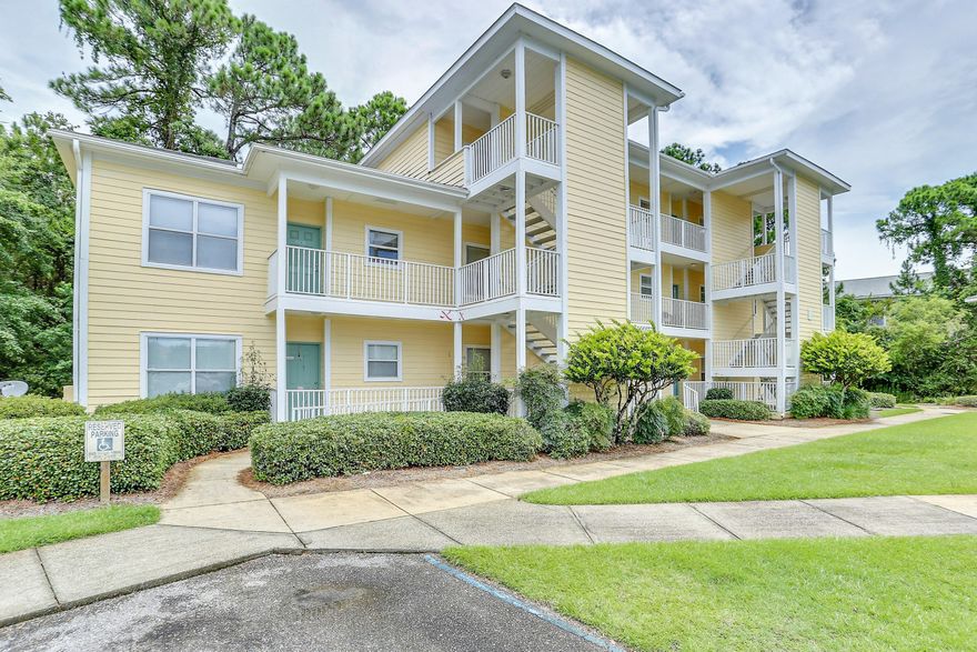 Cute, affordable 2 bedroom, 2 bath condo located in Pointe of View S/D, which is close to all the quaint shops, restaurants and movie theaters of Grand Boulevard and Sandestin Beach & Golf Resort.  Also very close is Publix and Sacred Heart hospital, Destin and 30A.  Best of all, the sugar white beaches are just 5 minutes away!  Pointe of View is a well-kept community with a private pool and pool house, and beautifully landscaped common areas throughout that are maintained by the HOA.