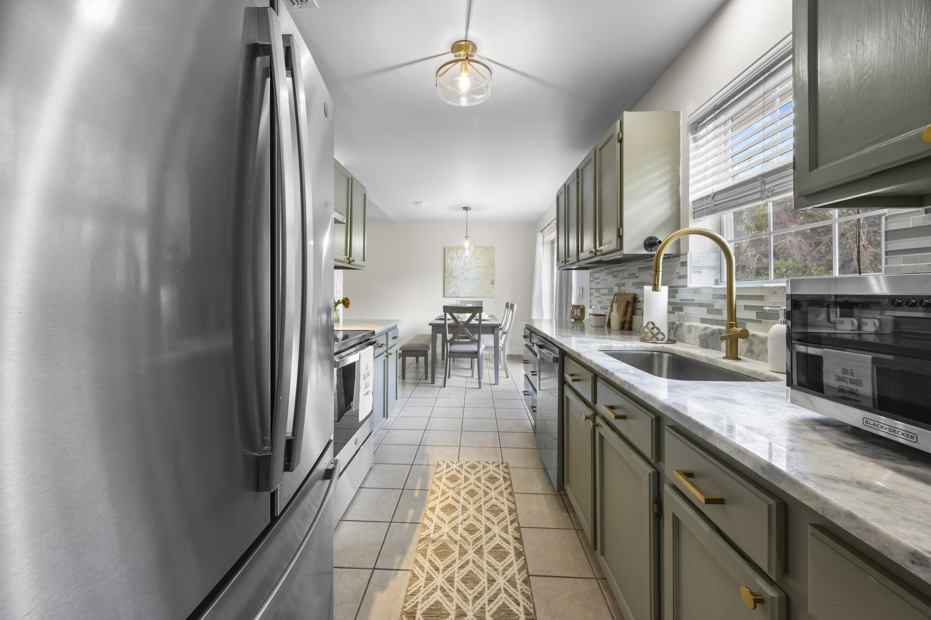 SEABREEZE 6TH ADDN - Residential