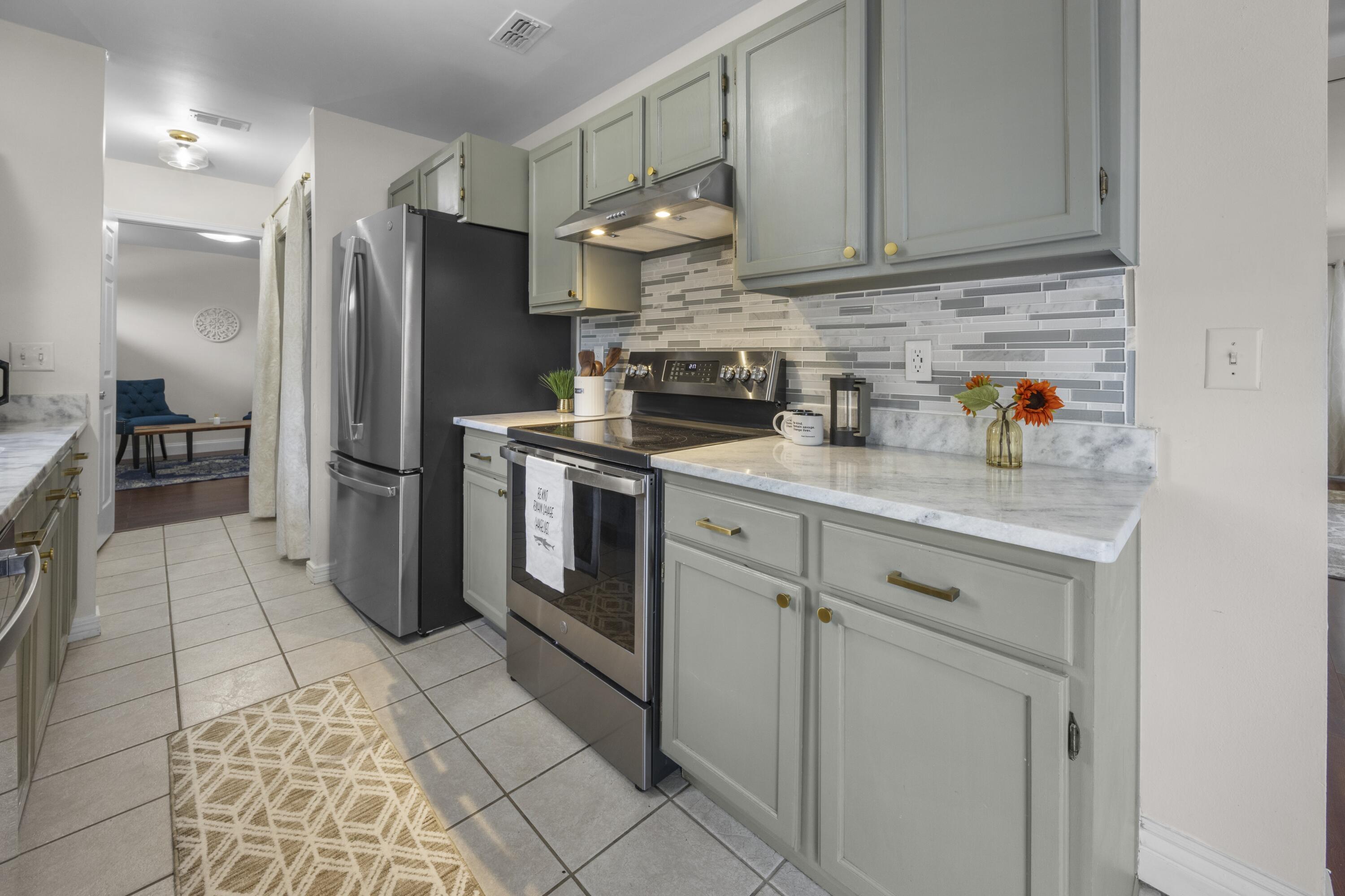 SEABREEZE 6TH ADDN - Residential