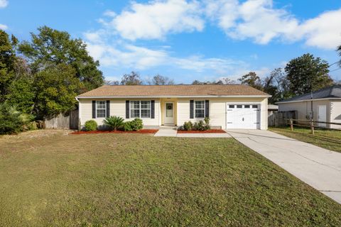 101 SW Cowrie Avenue Fort Walton Beach FL 32548