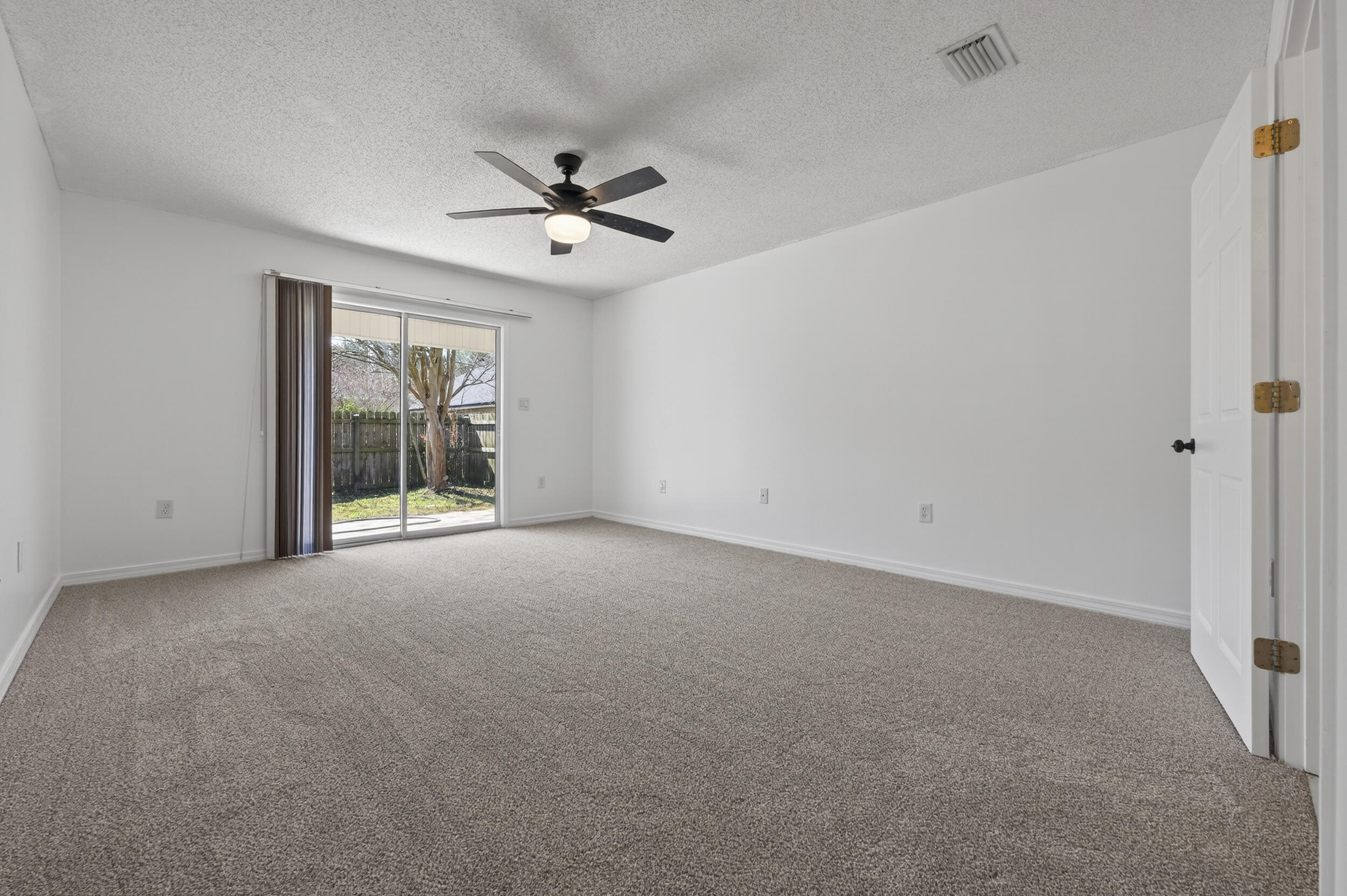 EMERALD VILLAGE S/D - Residential