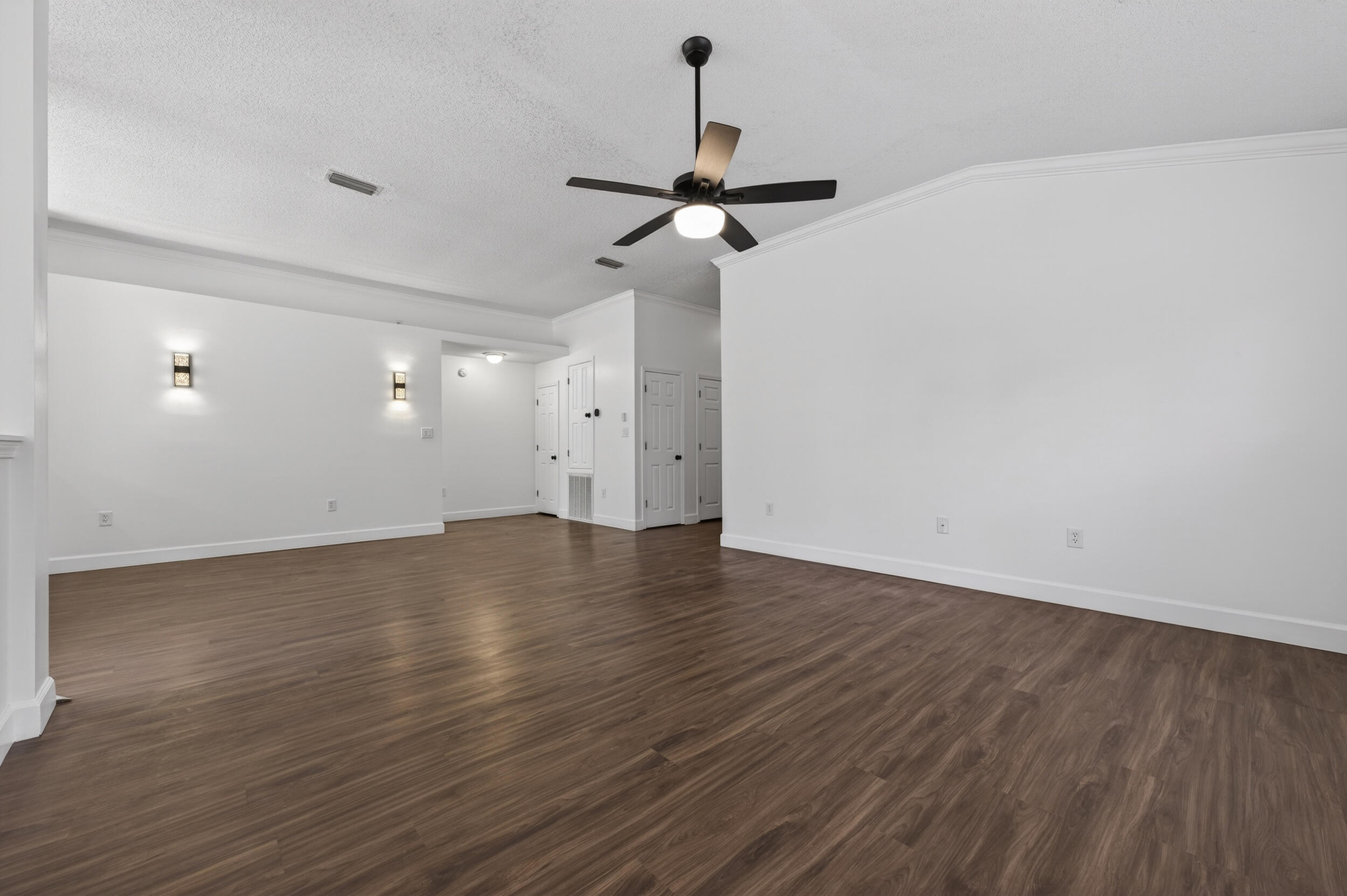 EMERALD VILLAGE S/D - Residential