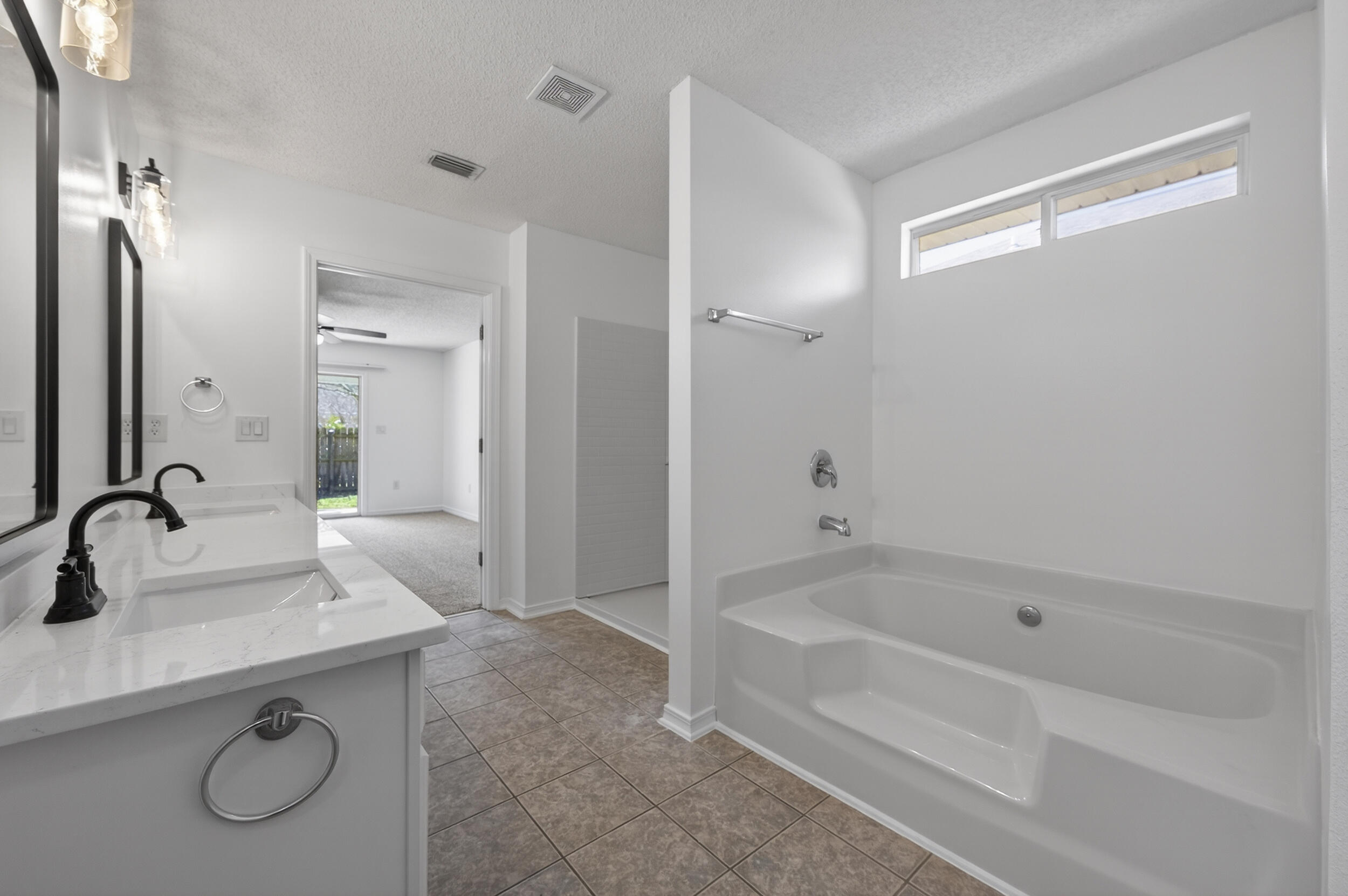 EMERALD VILLAGE S/D - Residential