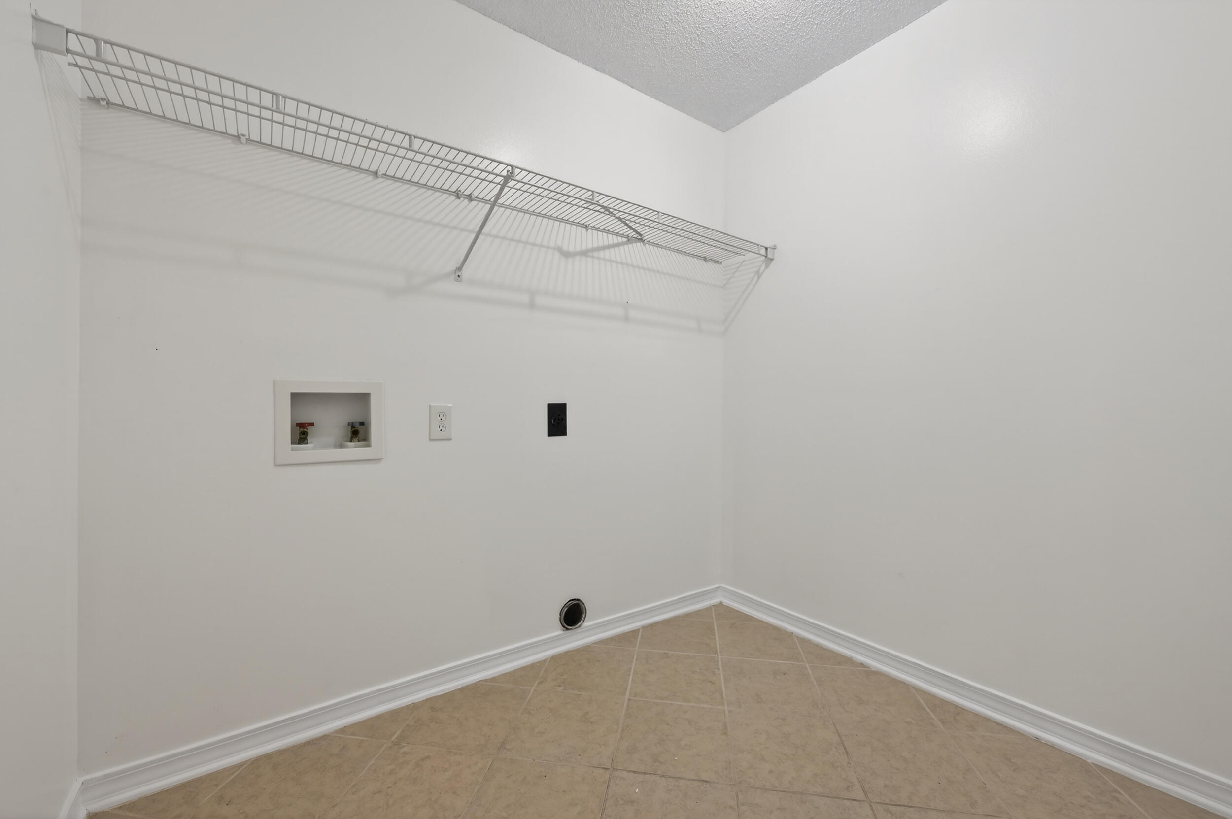 EMERALD VILLAGE S/D - Residential