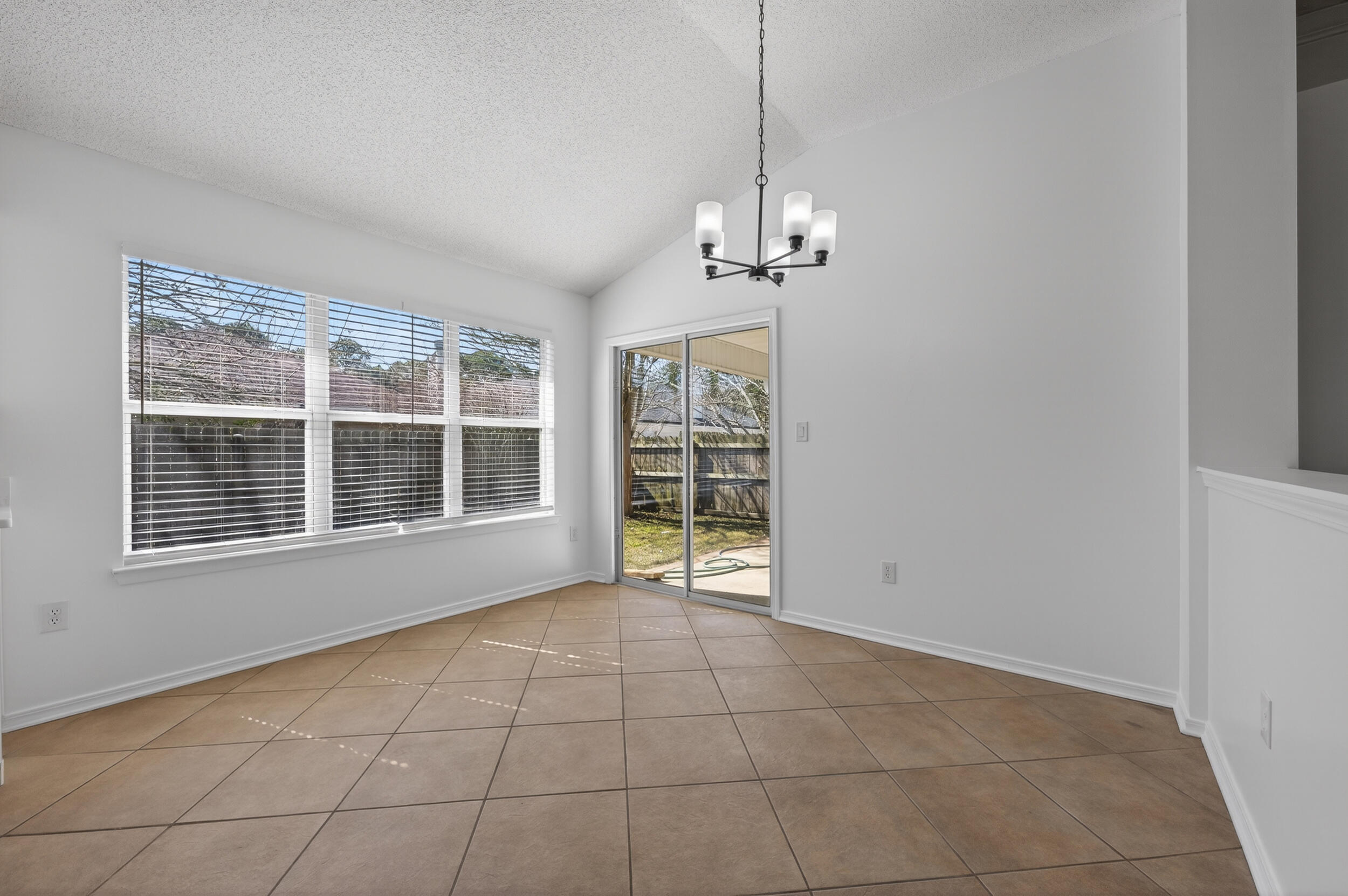 EMERALD VILLAGE S/D - Residential