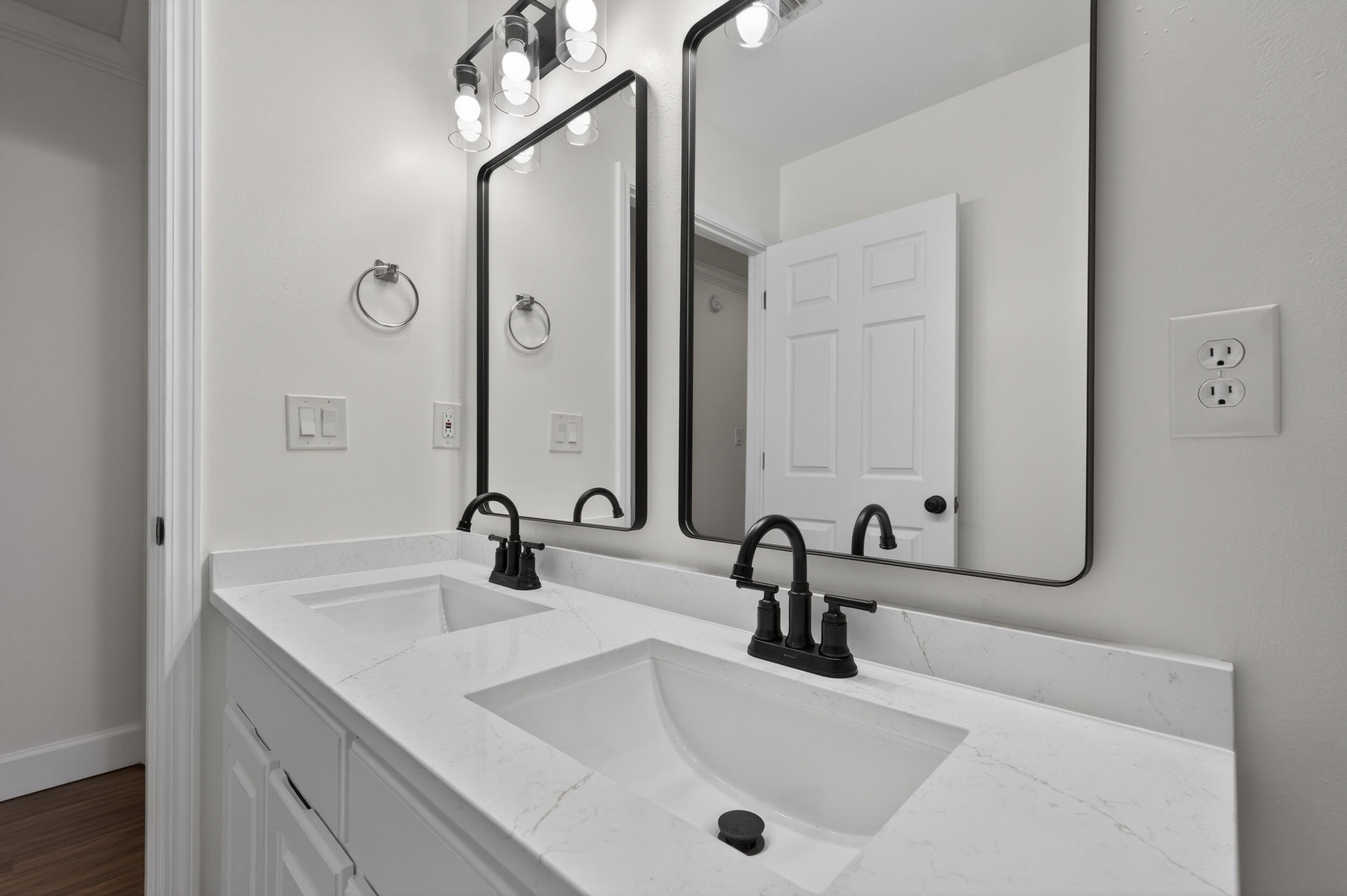 EMERALD VILLAGE S/D - Residential