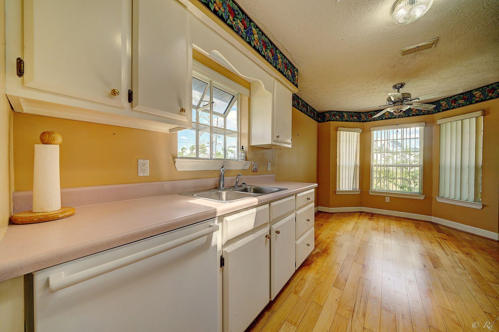LYNN HAVEN - Residential