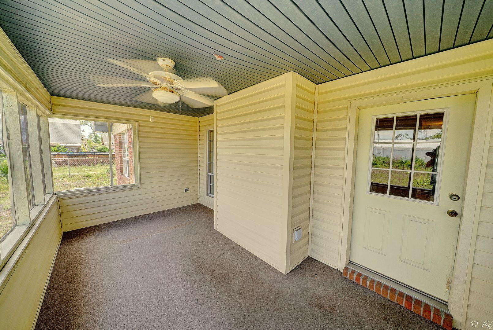 LYNN HAVEN - Residential