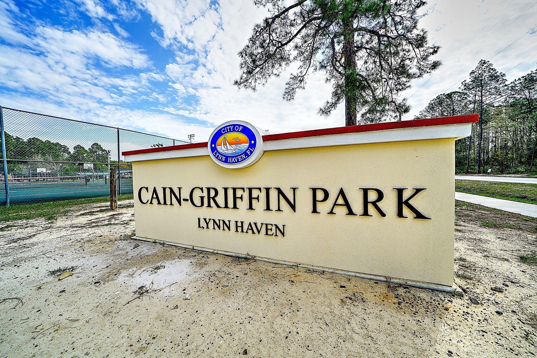 LYNN HAVEN - Residential