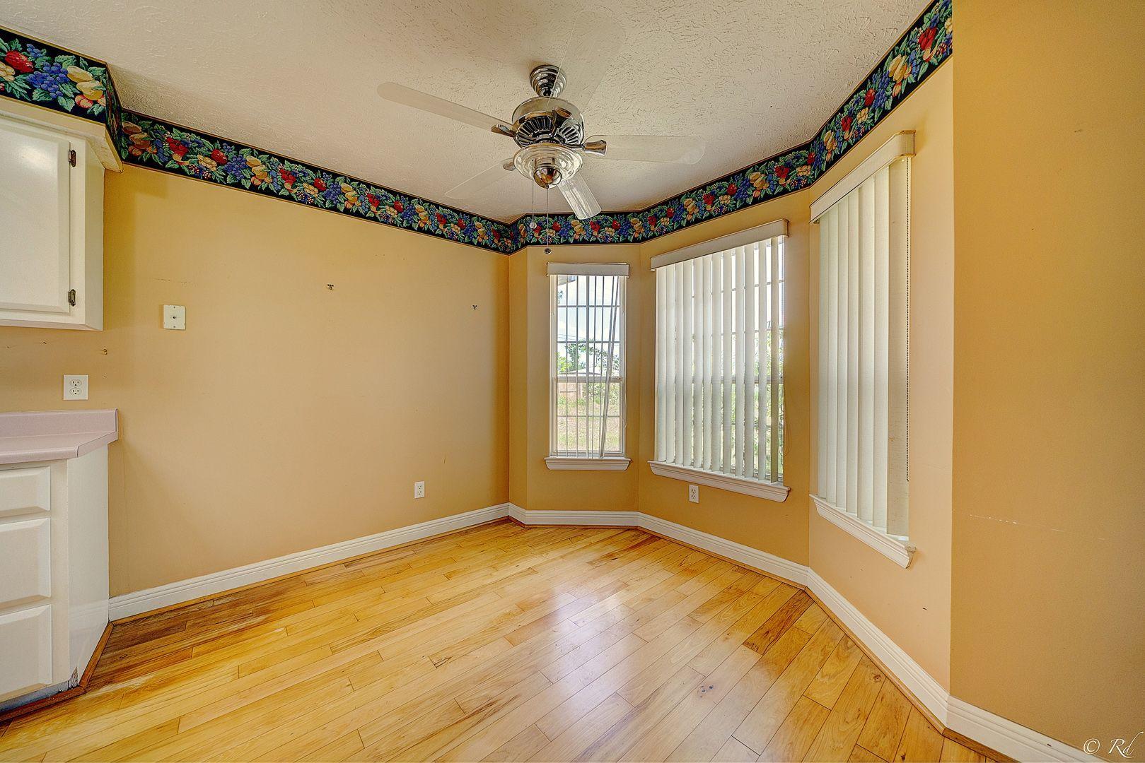LYNN HAVEN - Residential