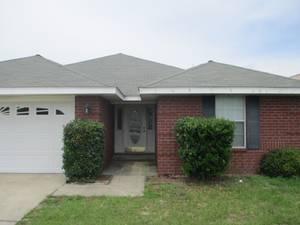 EMERALD VILLAGE S/D - Residential Lease