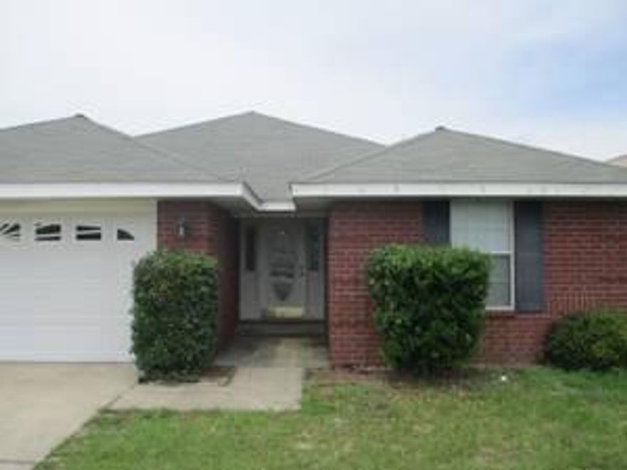 This centrally located home in Fort Walton Beach features 3 bedrooms, 2 baths, and washer/dryer hookups with fully fenced backyard. Call today for your showing! This one will NOT last long!