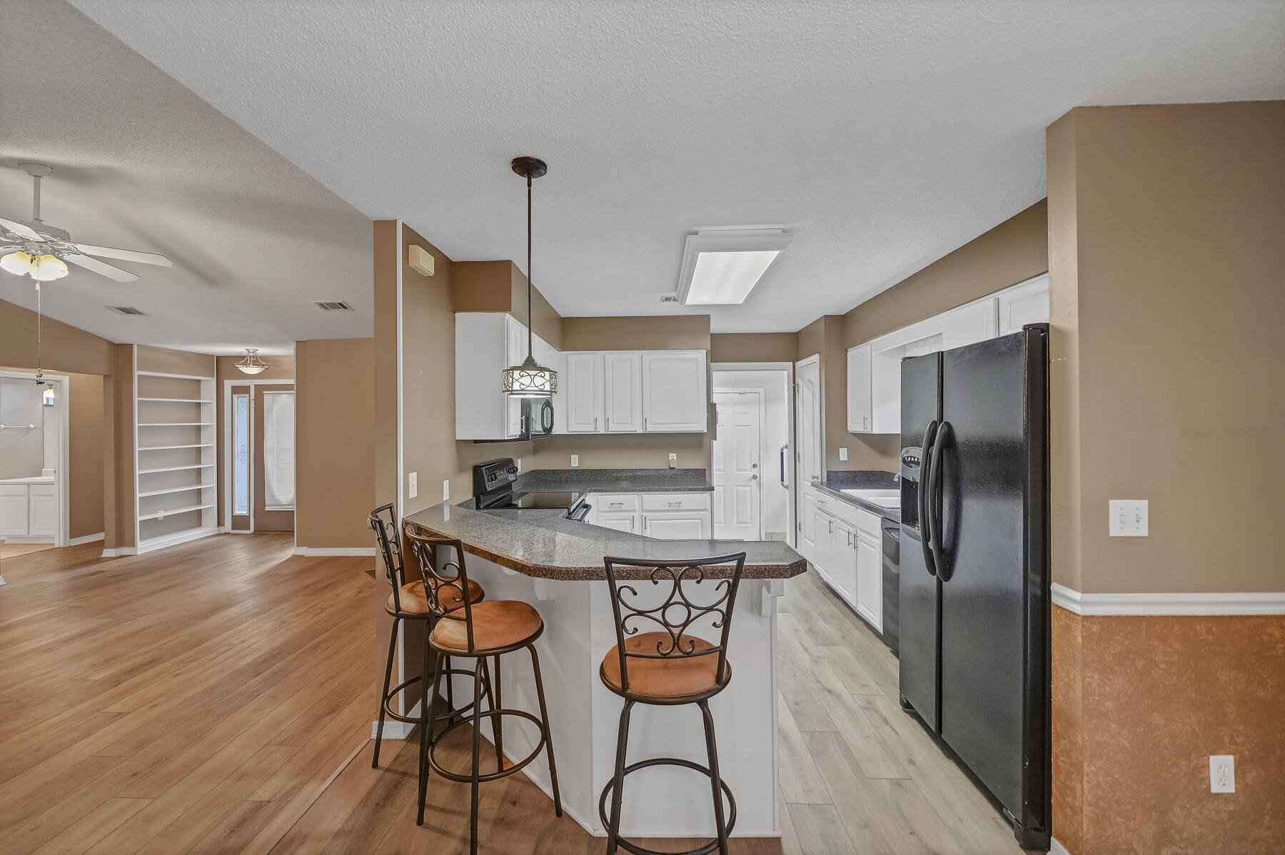 OLD TOWN PH I - Residential