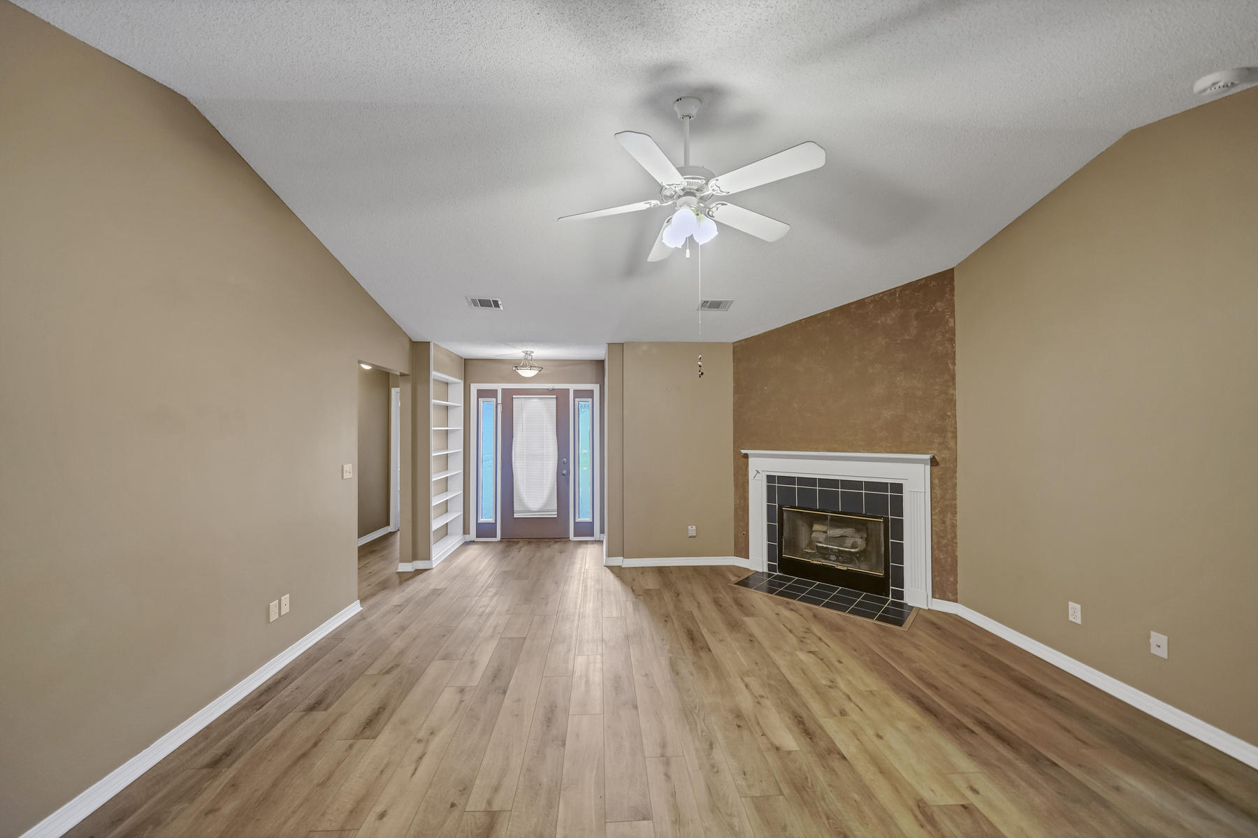 OLD TOWN PH I - Residential