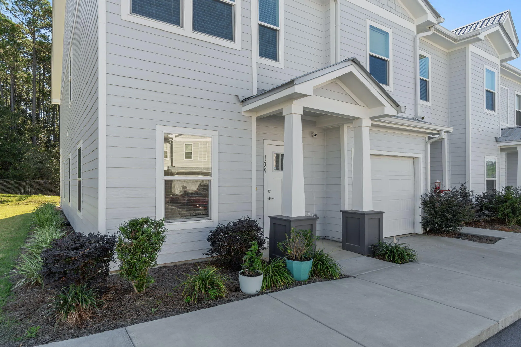 Freeport, Florida 32439, United States, 3 Bedrooms Bedrooms, ,3 BathroomsBathrooms,Residential,Active,42477