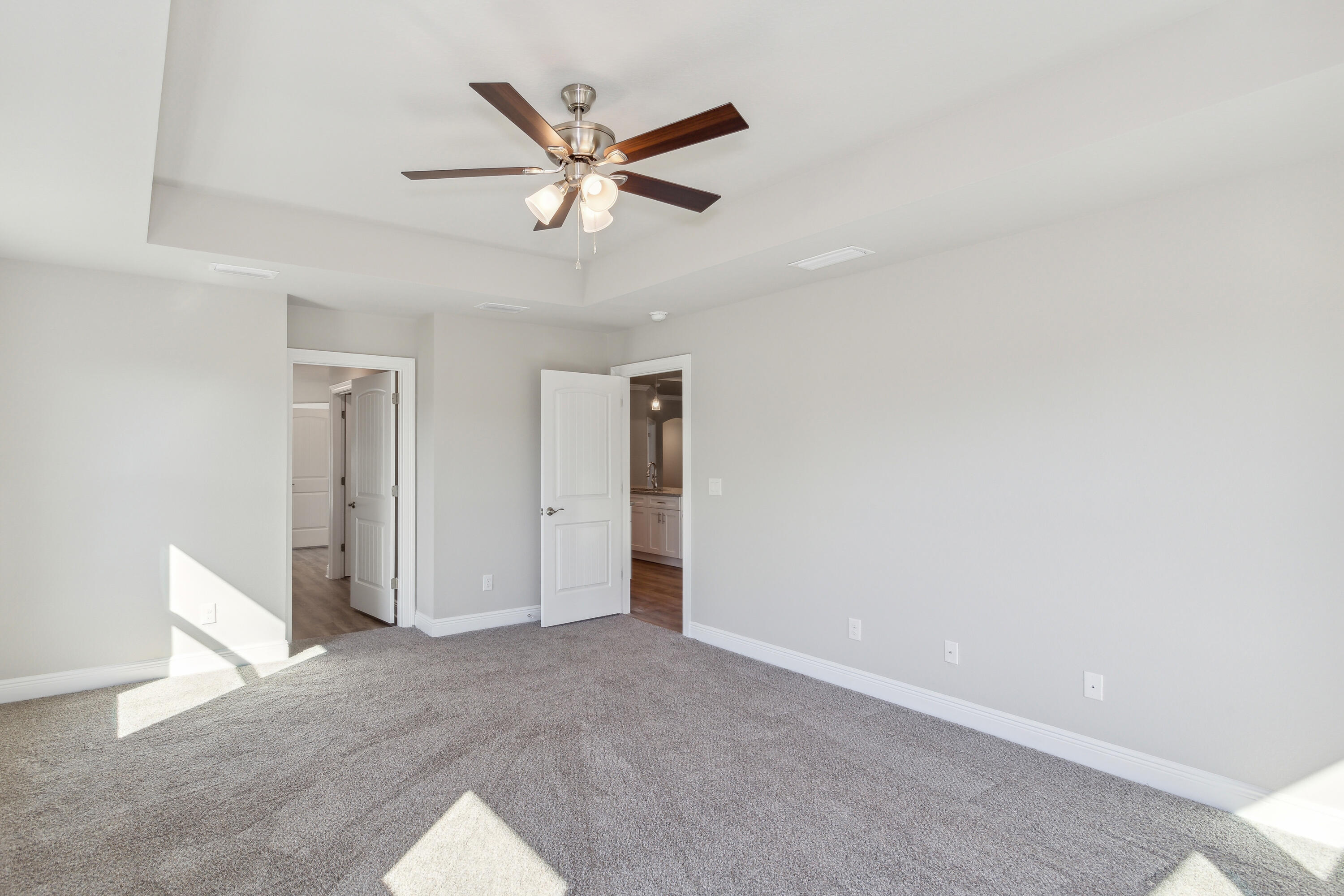 Nichols Lake Estates - Residential