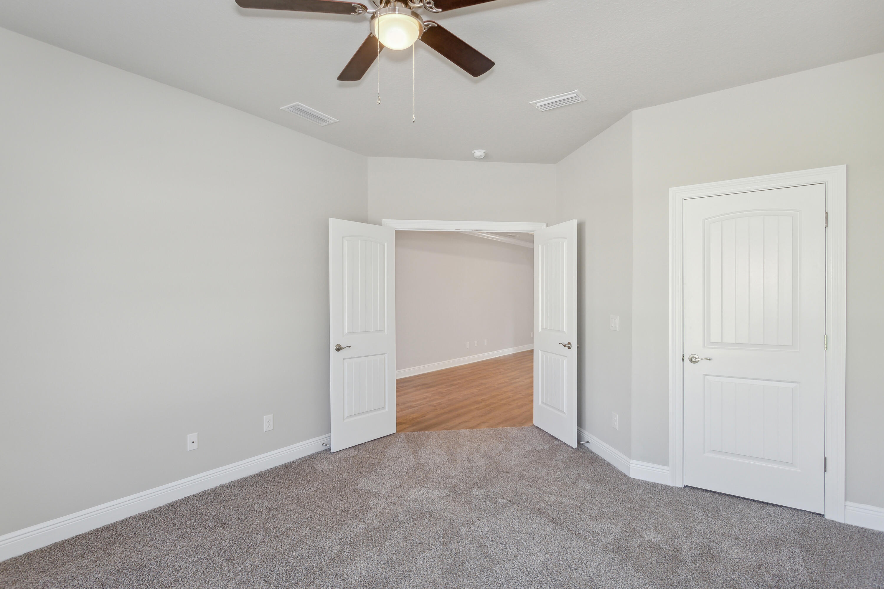 Nichols Lake Estates - Residential