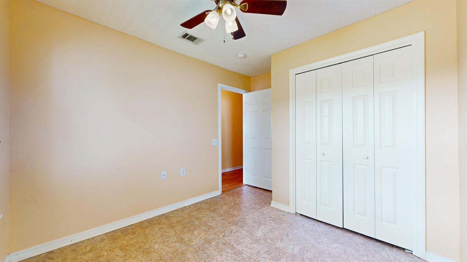 LIGHTHOUSE POINTE - Residential