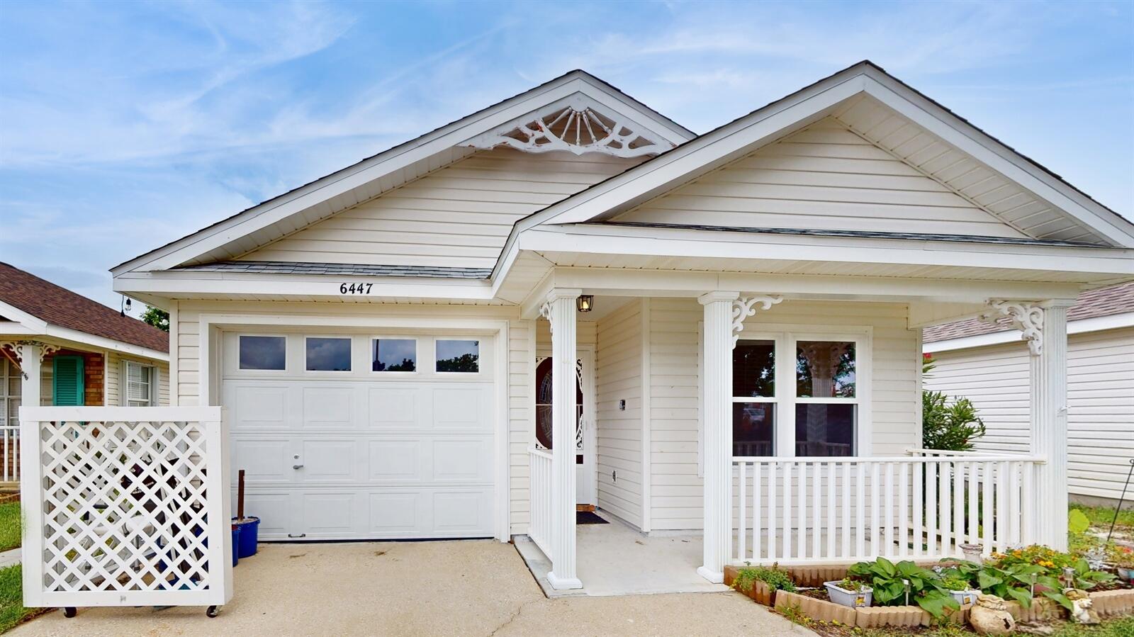 LIGHTHOUSE POINTE - Residential