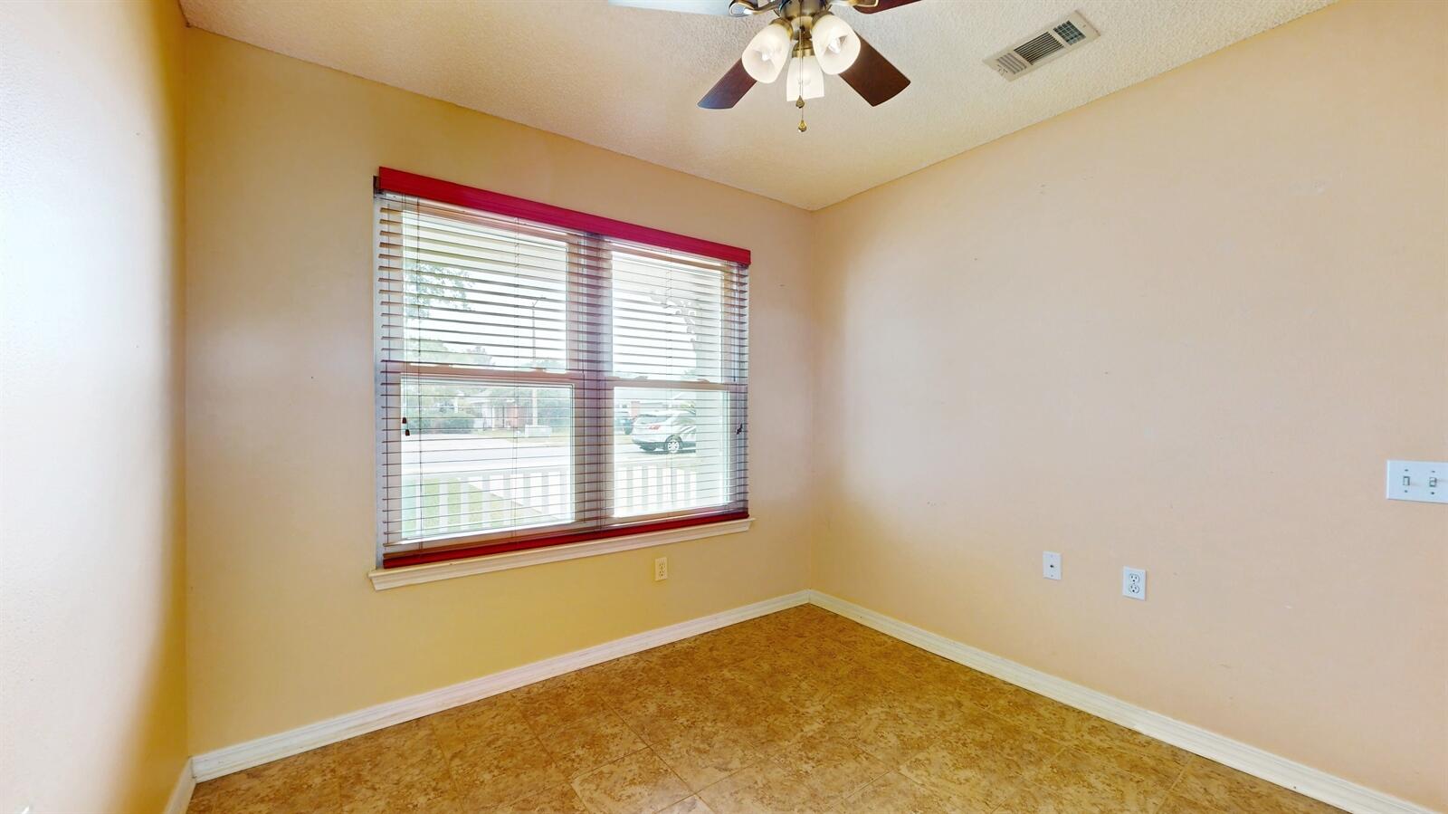 LIGHTHOUSE POINTE - Residential