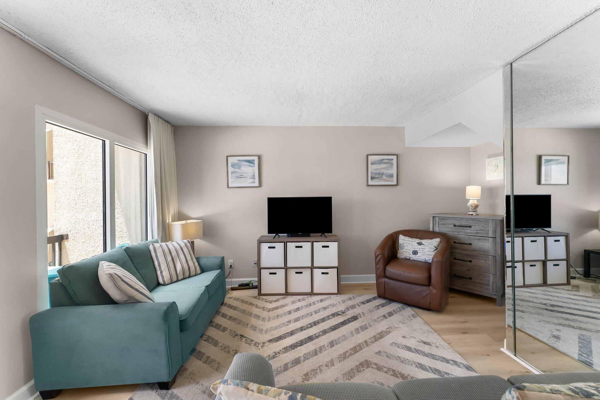 PINNACLE PORT - Residential