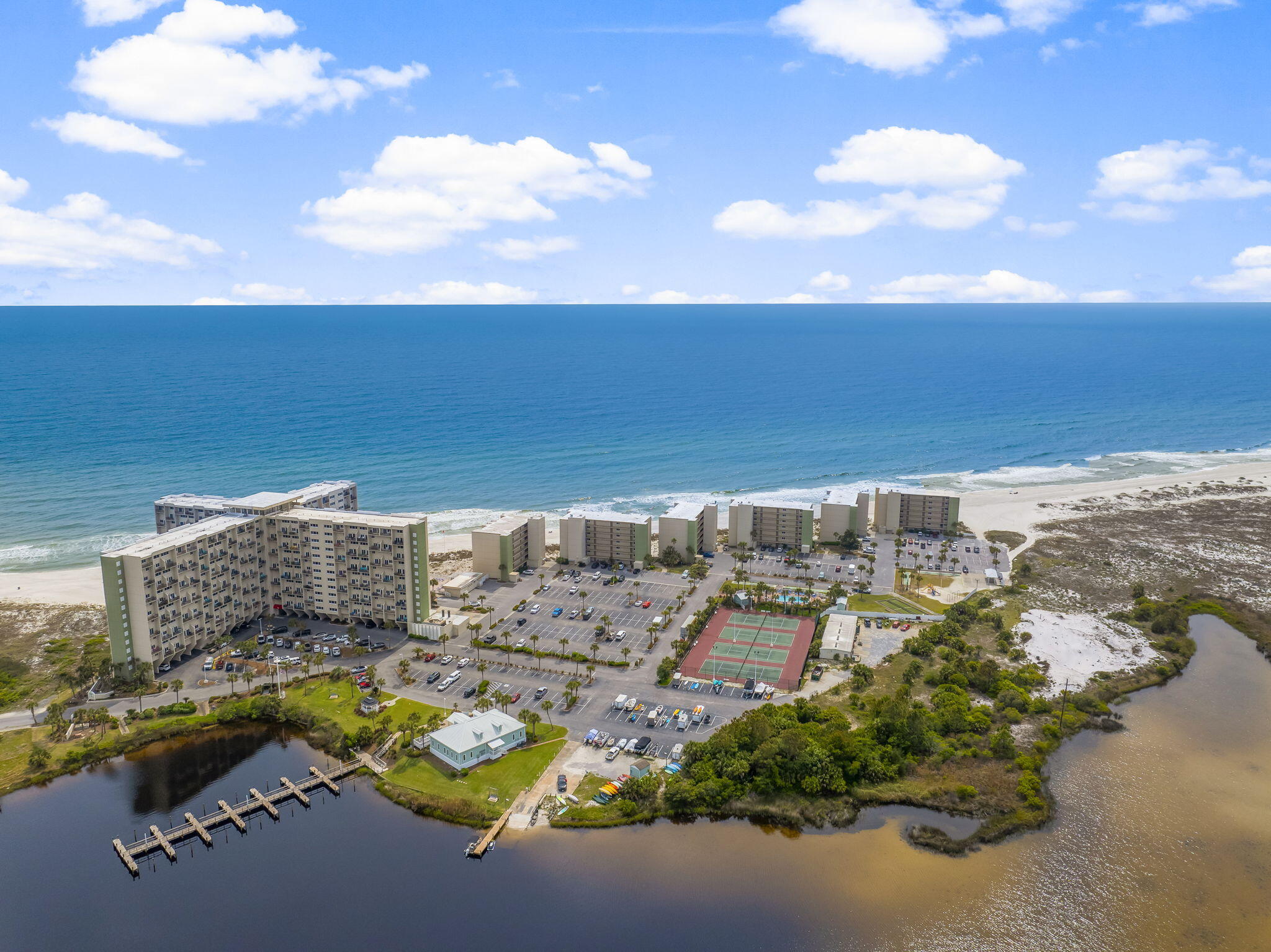 PINNACLE PORT - Residential