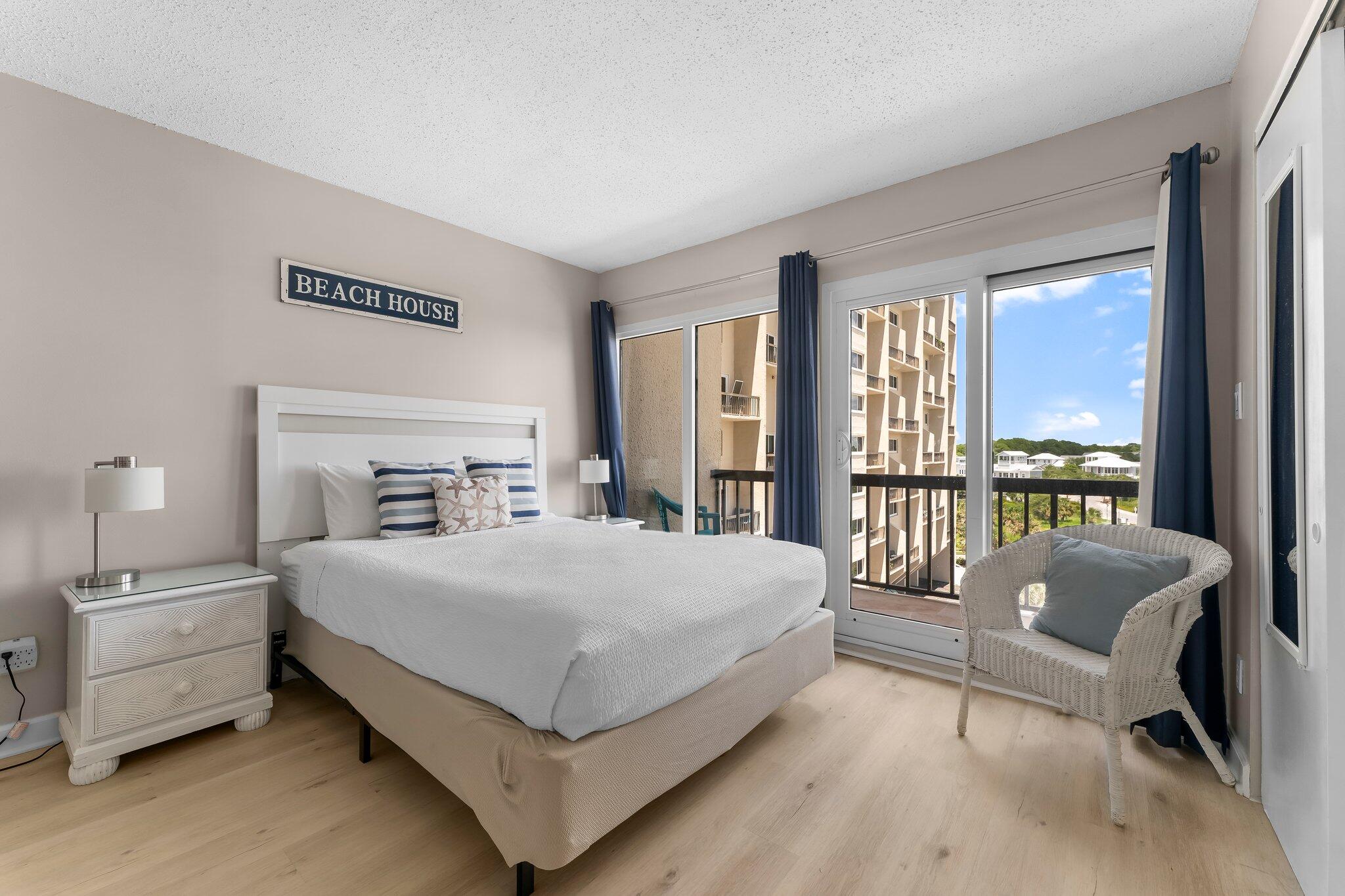 PINNACLE PORT - Residential