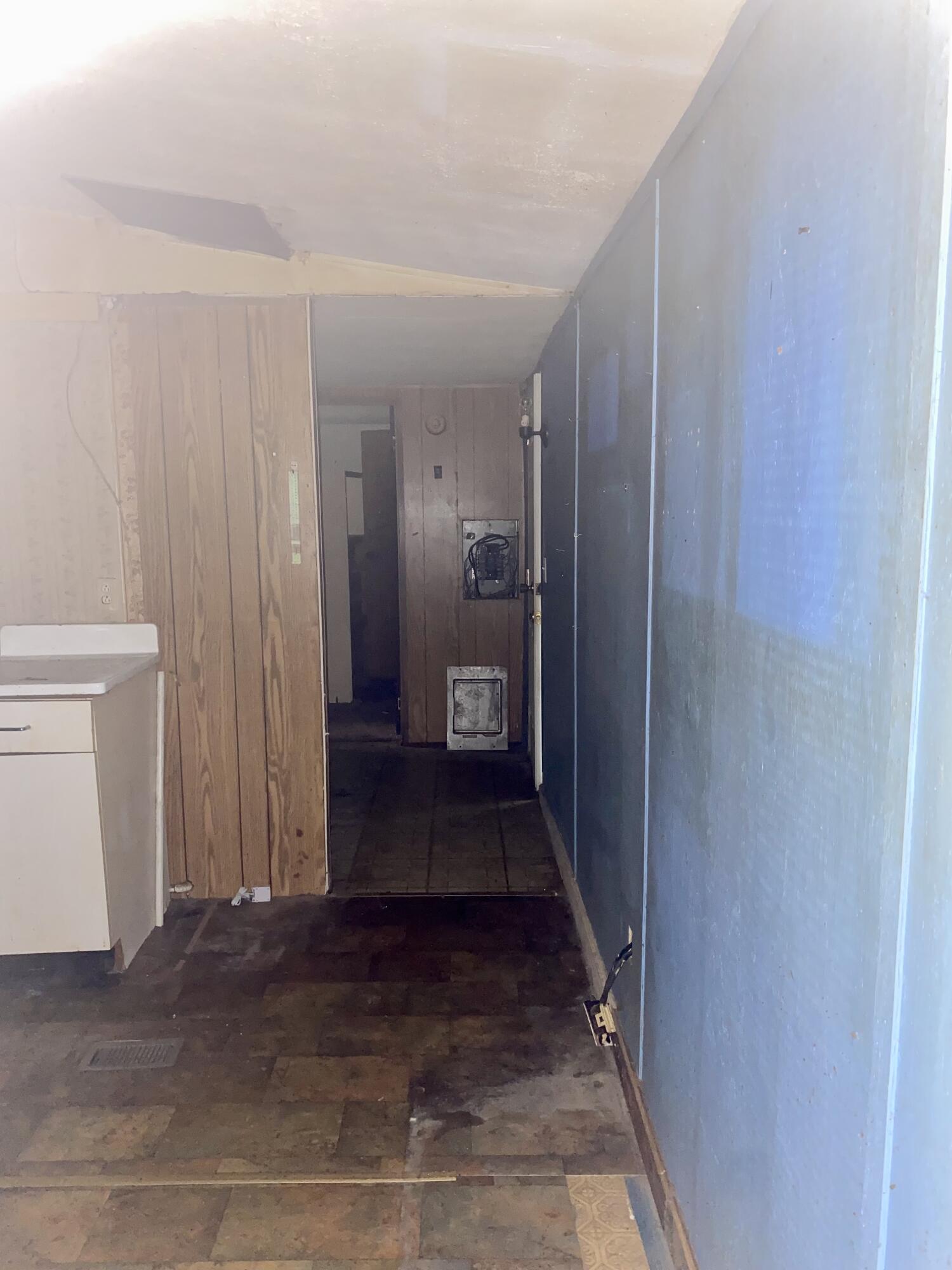 Metes and Bound - Residential