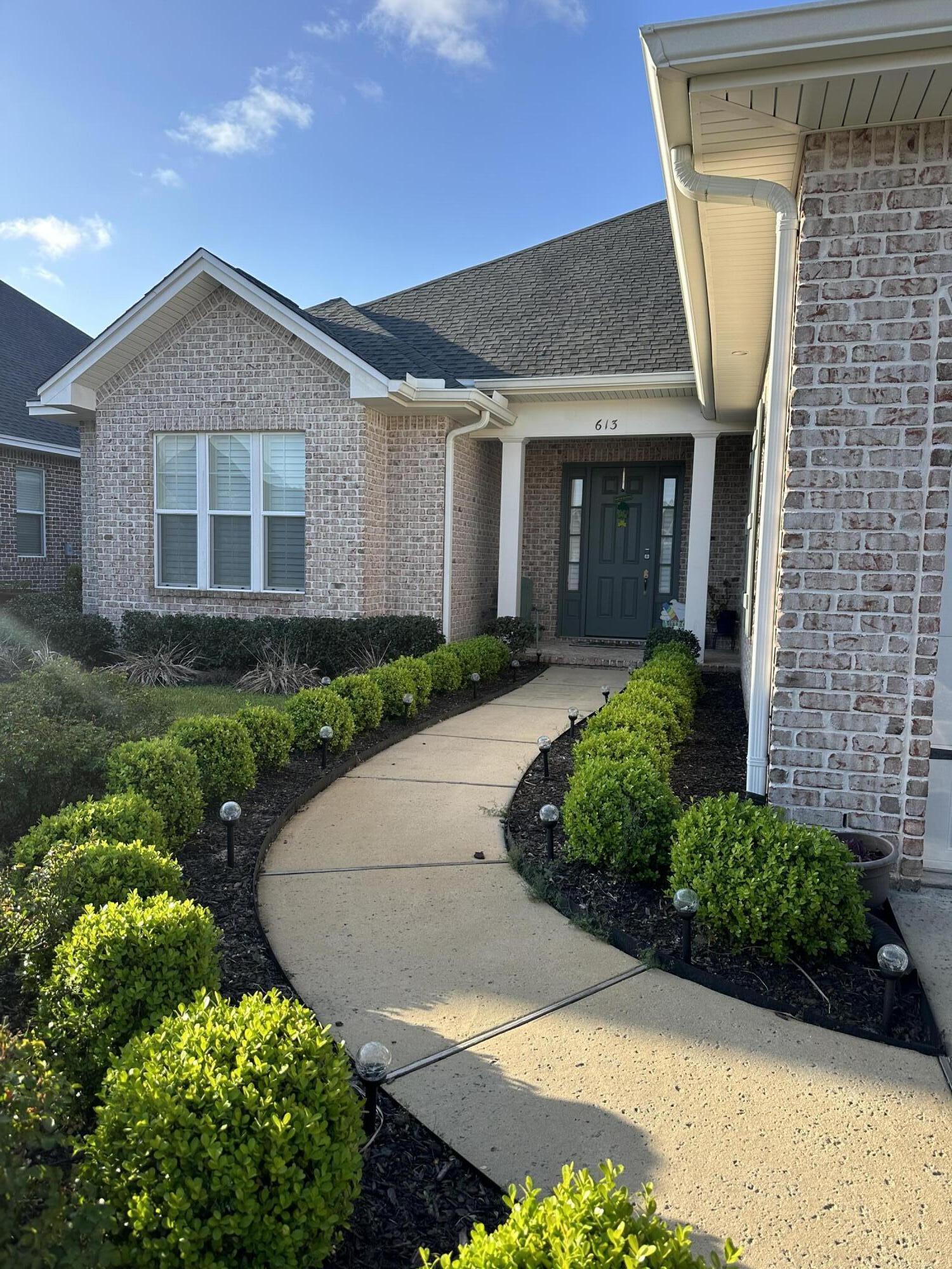 MAGNOLIA WOODS PHASE III - Residential Lease