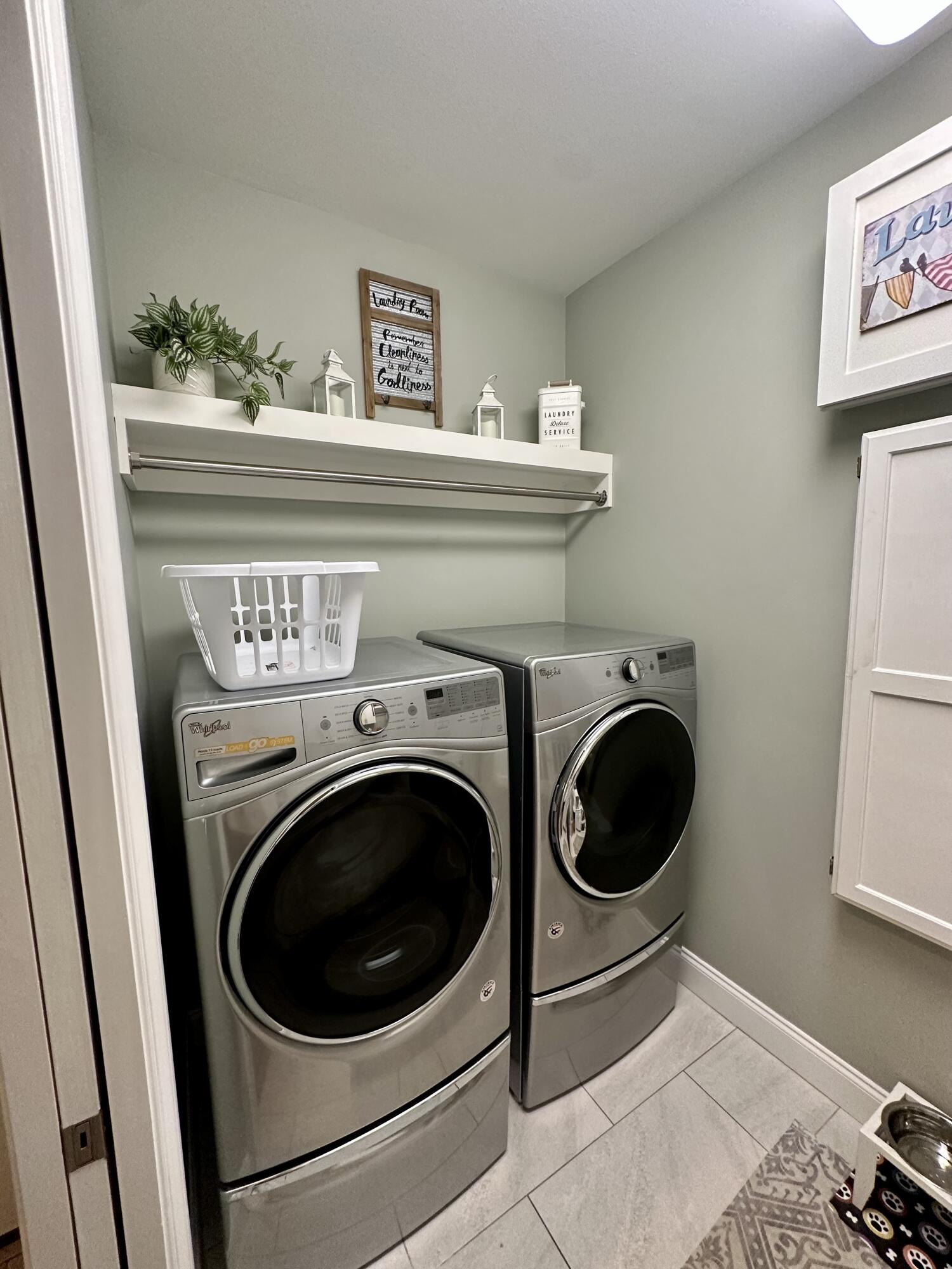 MAGNOLIA WOODS PHASE III - Residential Lease