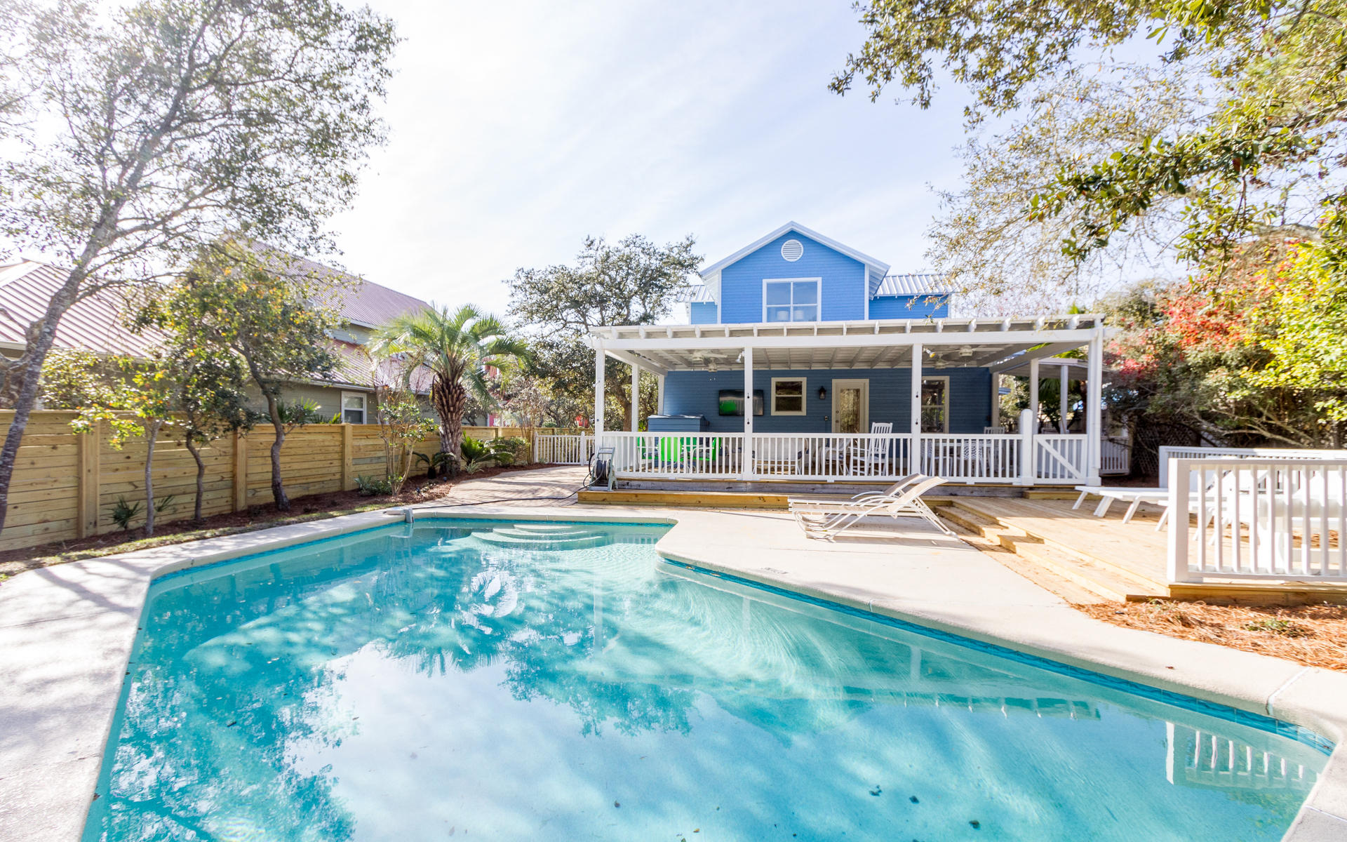 BLUE MOUNTAIN BEACH - Residential