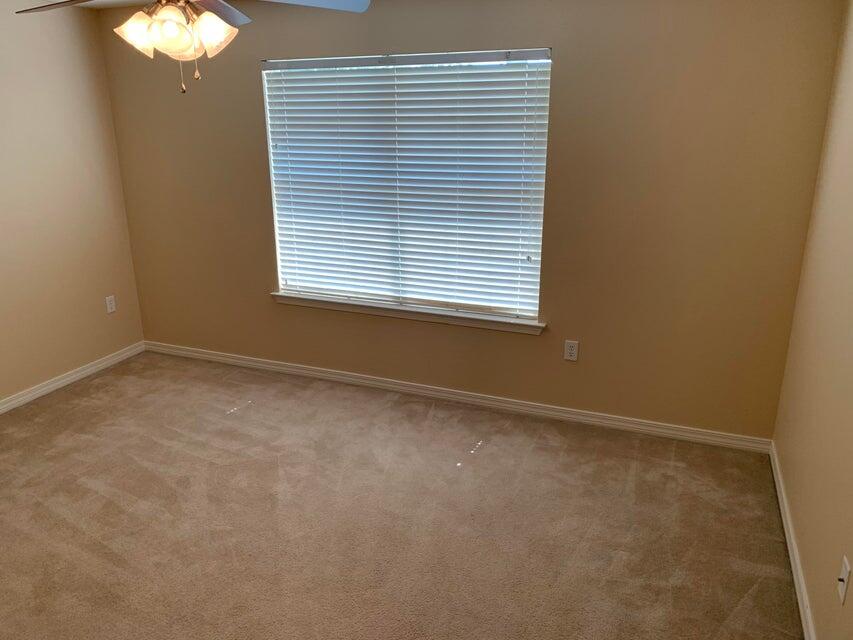 HAMPTON RIDGE - Residential Lease