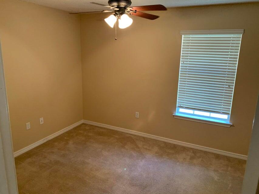 HAMPTON RIDGE - Residential Lease