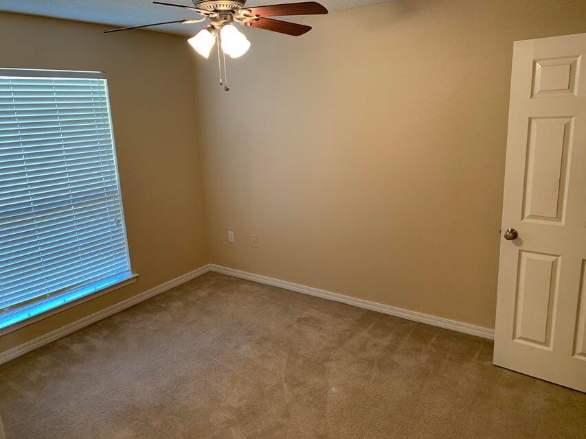 HAMPTON RIDGE - Residential Lease