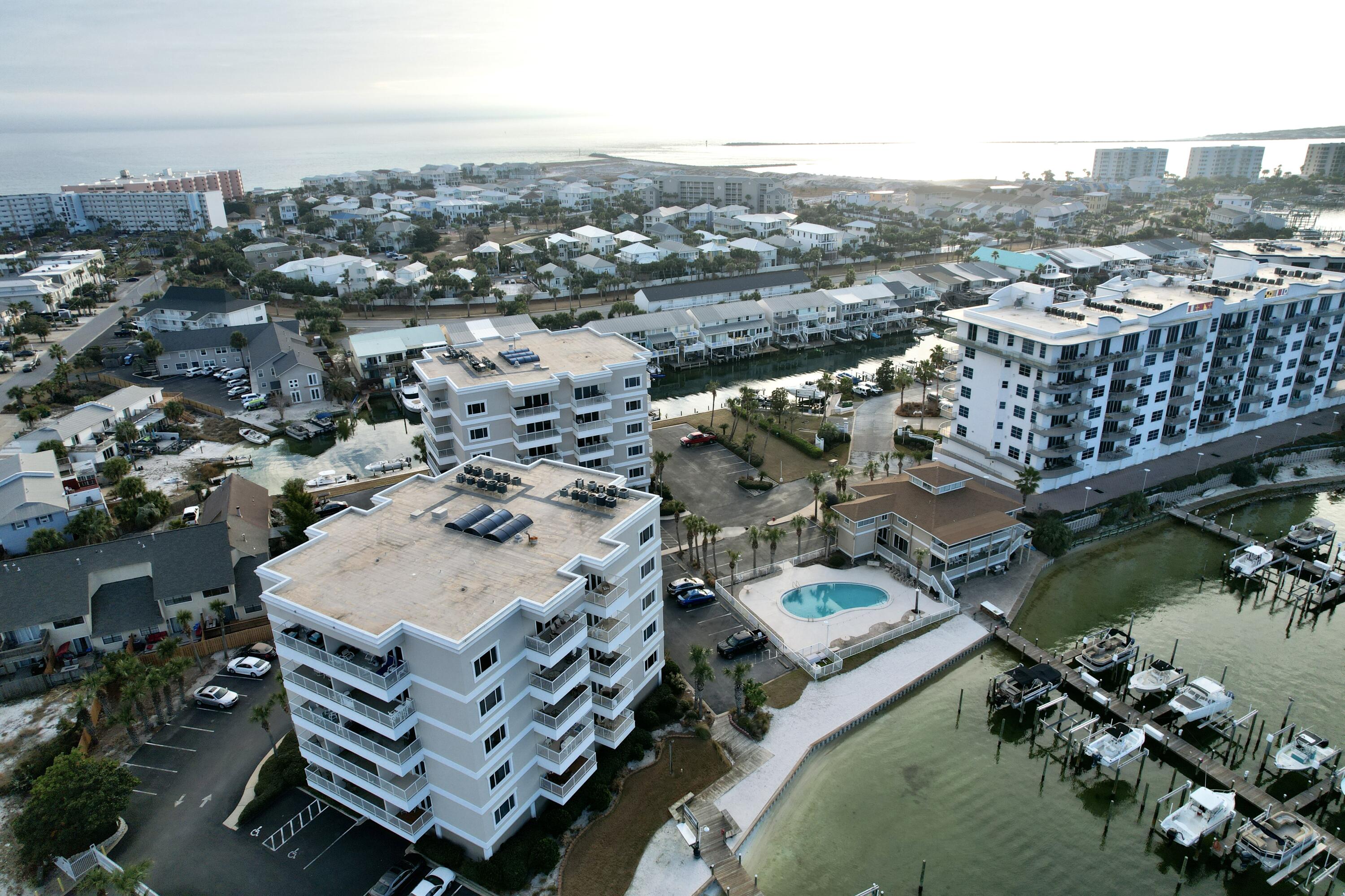 SUN KING TOWERS PH 1 - Residential