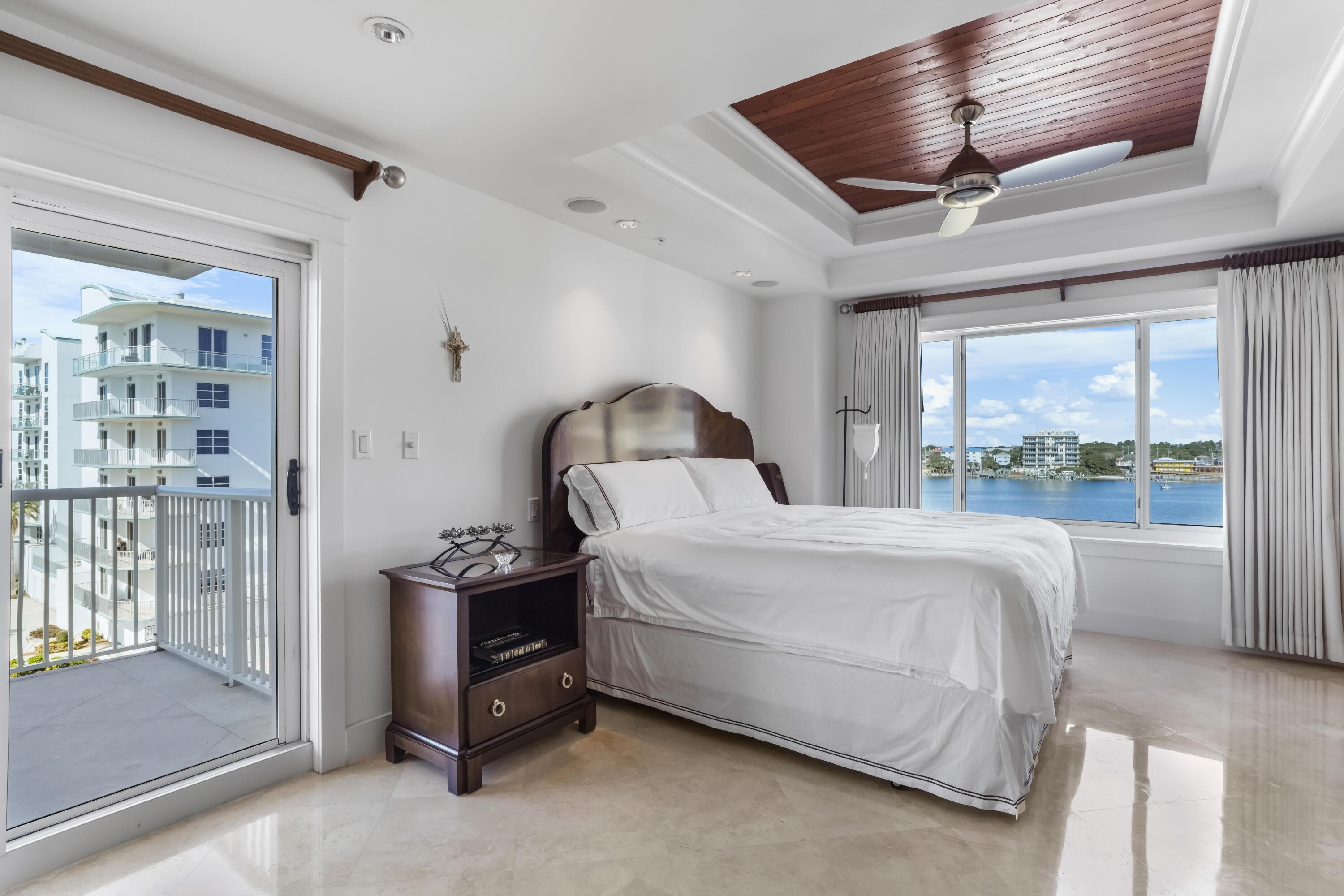 SUN KING TOWERS PH 1 - Residential